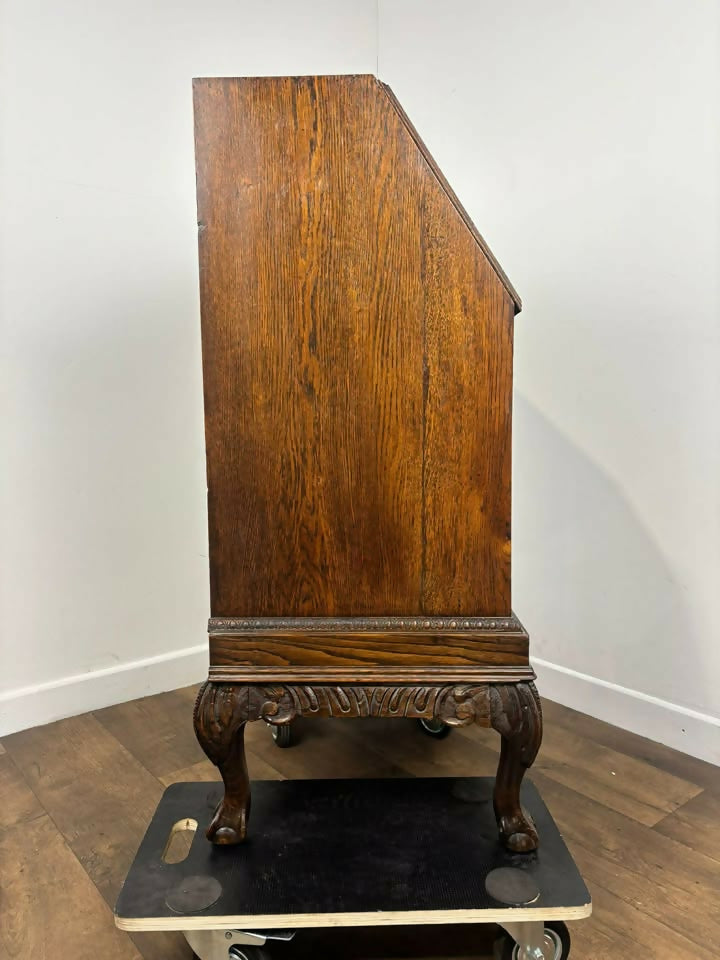 Early 20th Century Oak Bureau with Fitted Interior & Carved Base