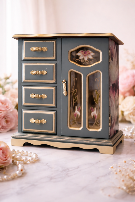 Vintage musical jewellery box