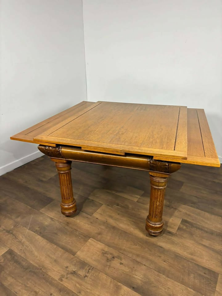 Early 20th Century Golden Oak Draw Leaf Dining Table