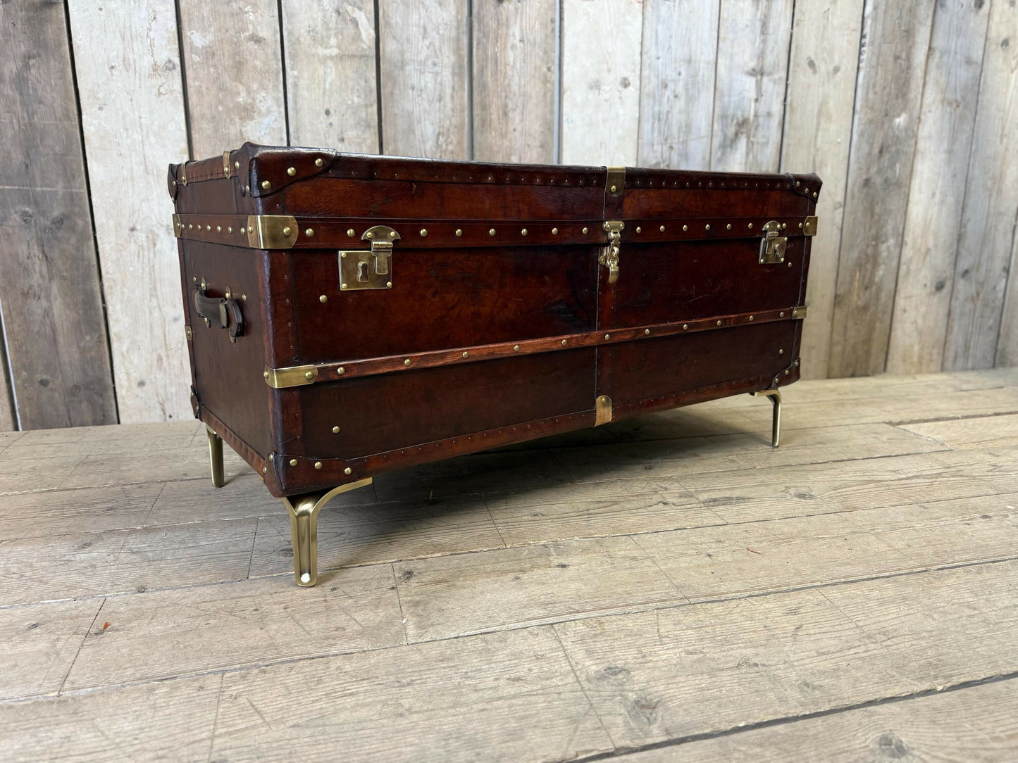 Unique luxury antique leather coffee table trunk