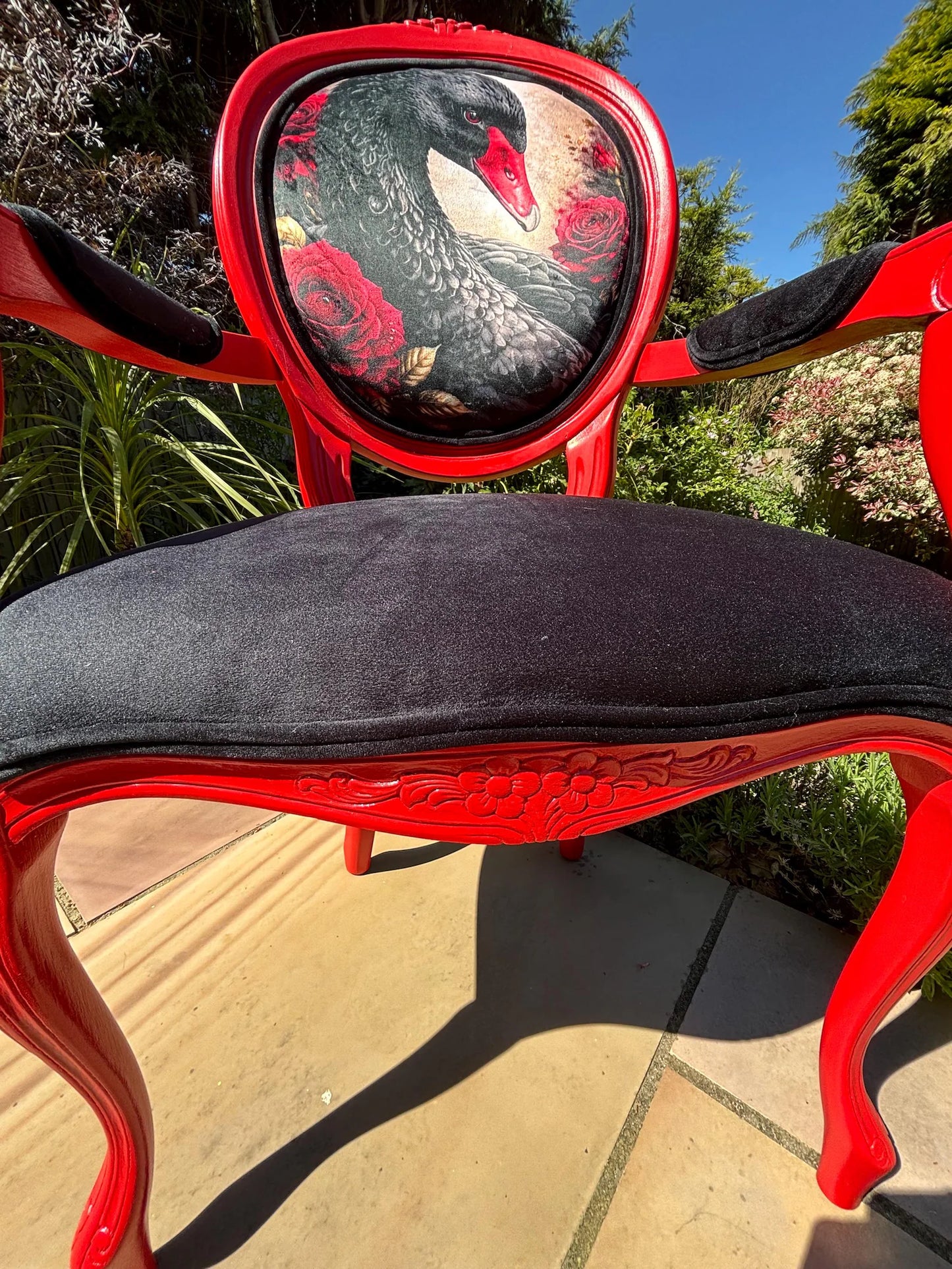 Black Swan Armchair, Hand-Painted Red Frame, Velvet Seating, Artistic Accent Chair