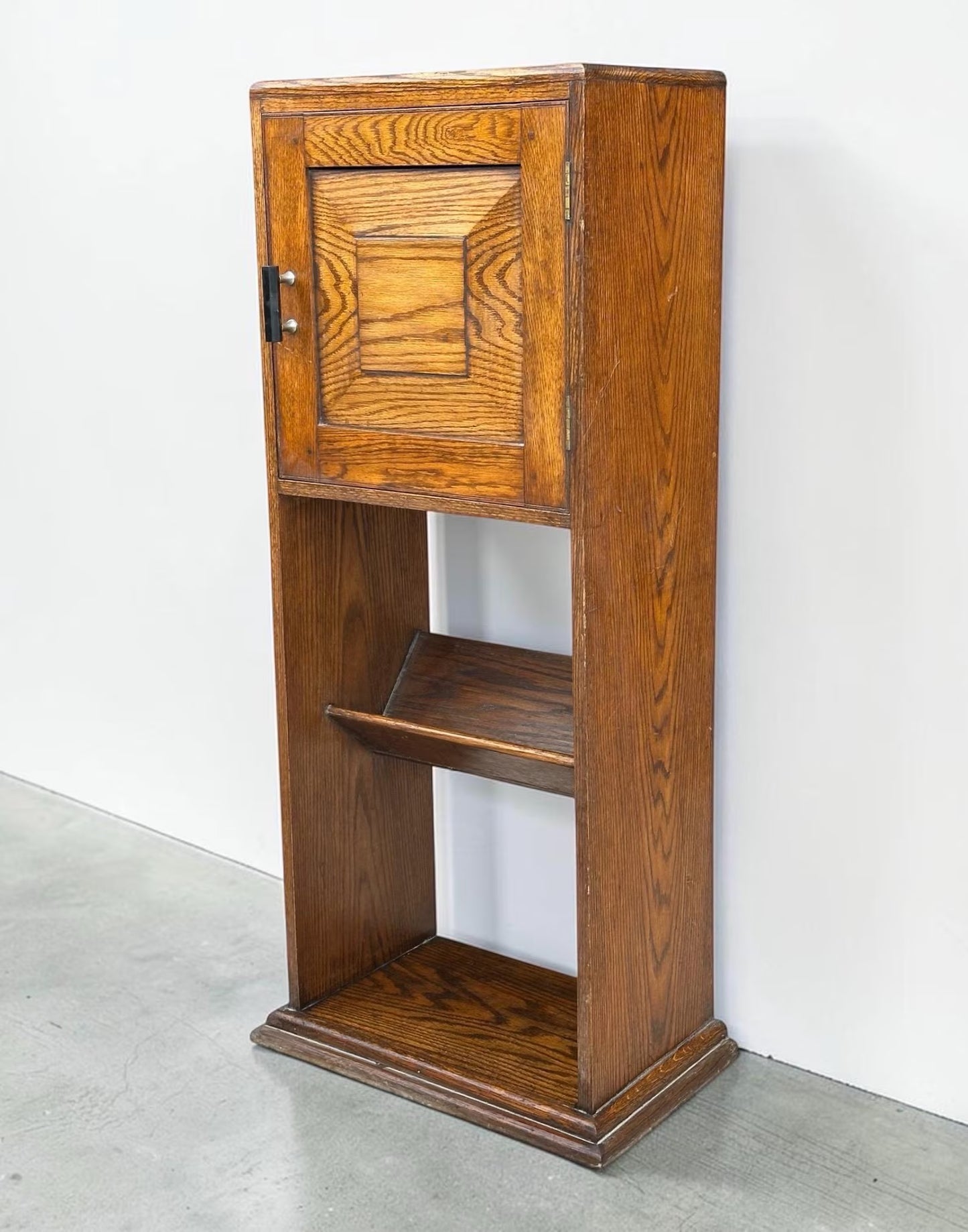 Art Deco Golden Oak side cupboard / magazine / book rack