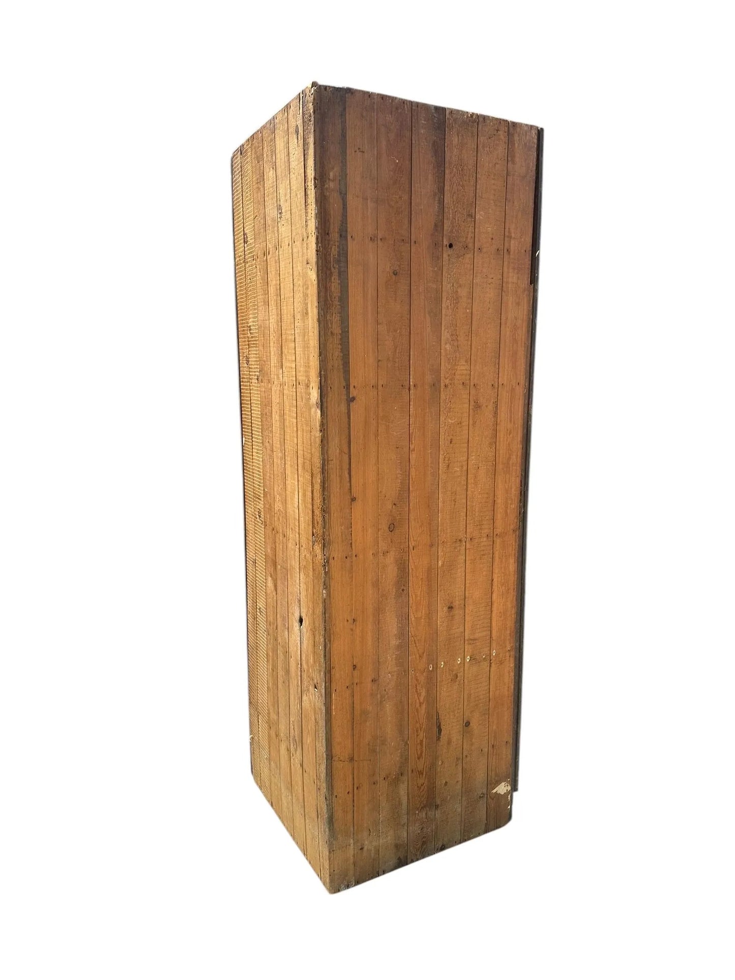 Impressive Georgian large Oak antique corner cupboard