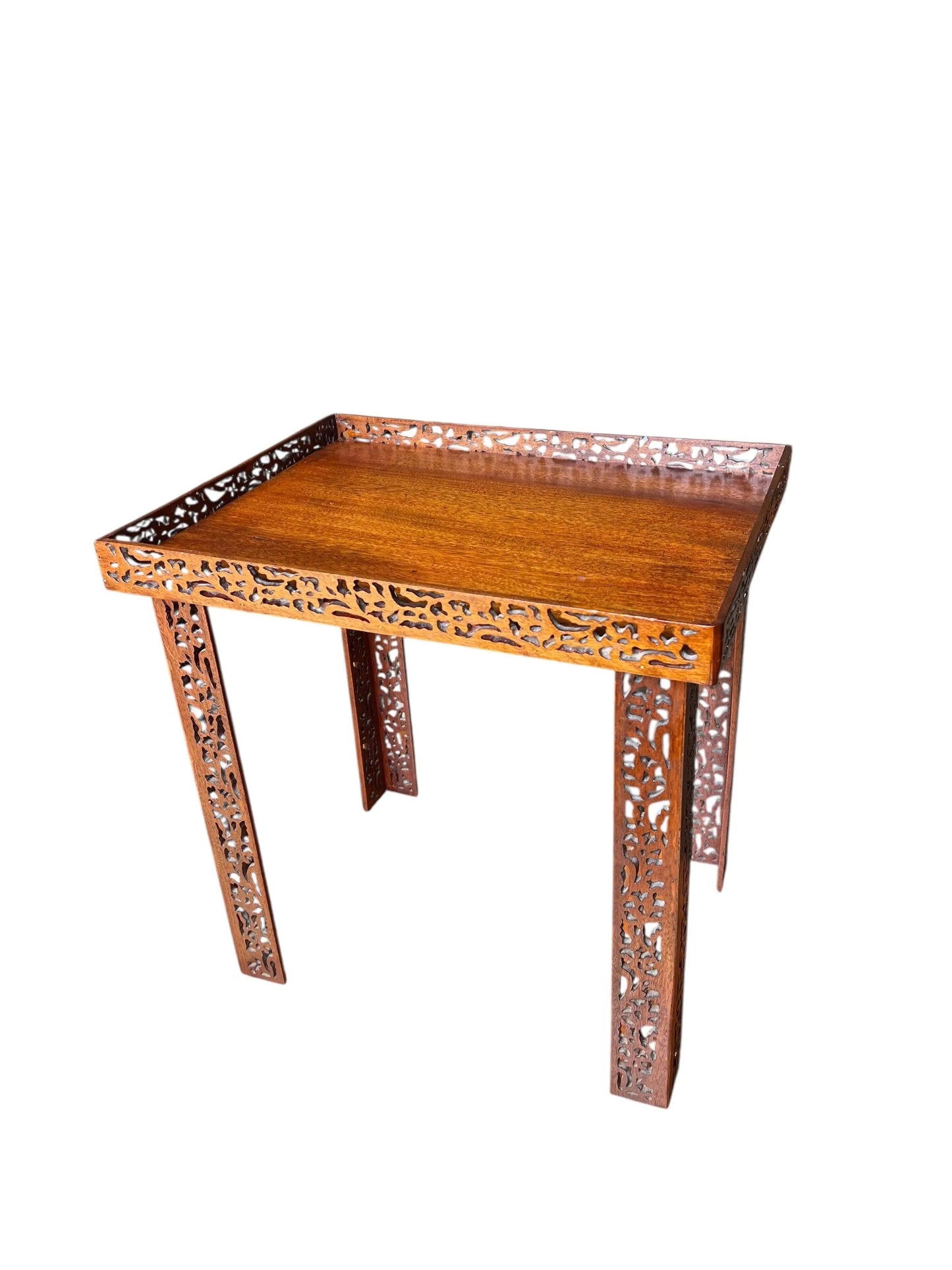 20th Century vintage Chinese Chippendale style small table