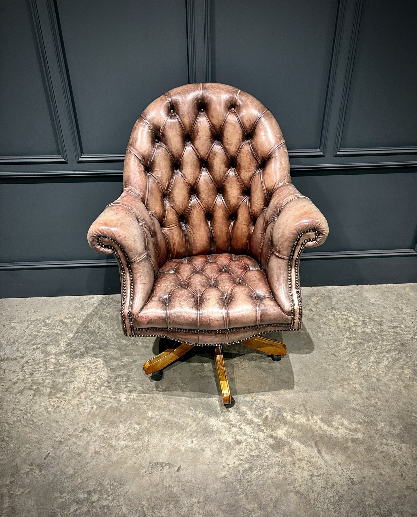 Buttoned Leather Antique Swivel Desk Chair