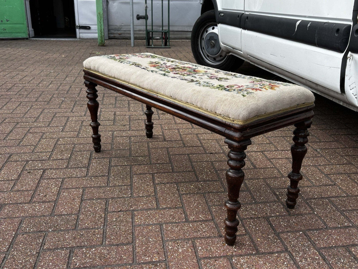 Vintage Georgian Mahogany Long Window Seat With Tapestry Upholstery.