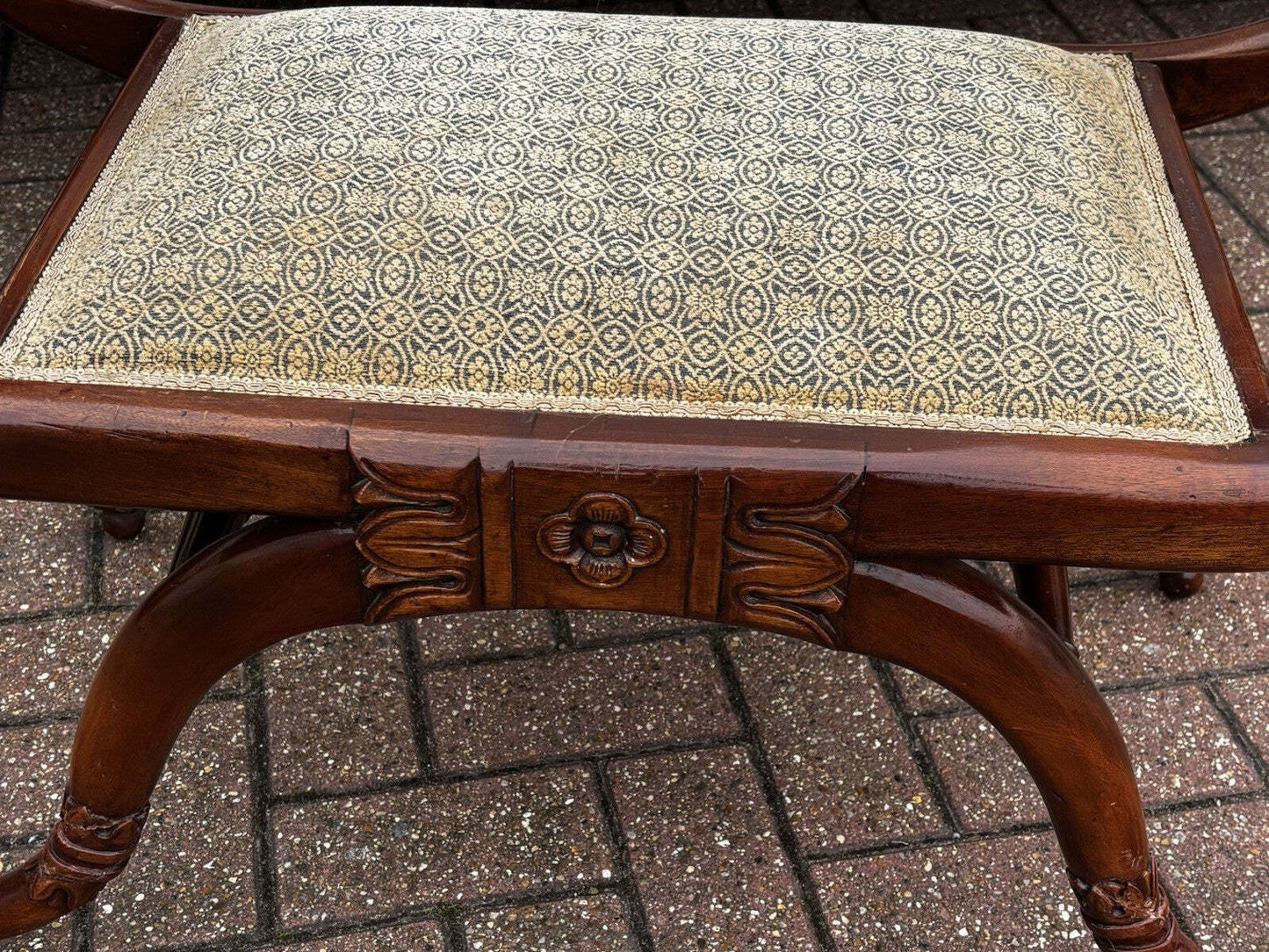 Vintage Stylish Stool / Window Seat