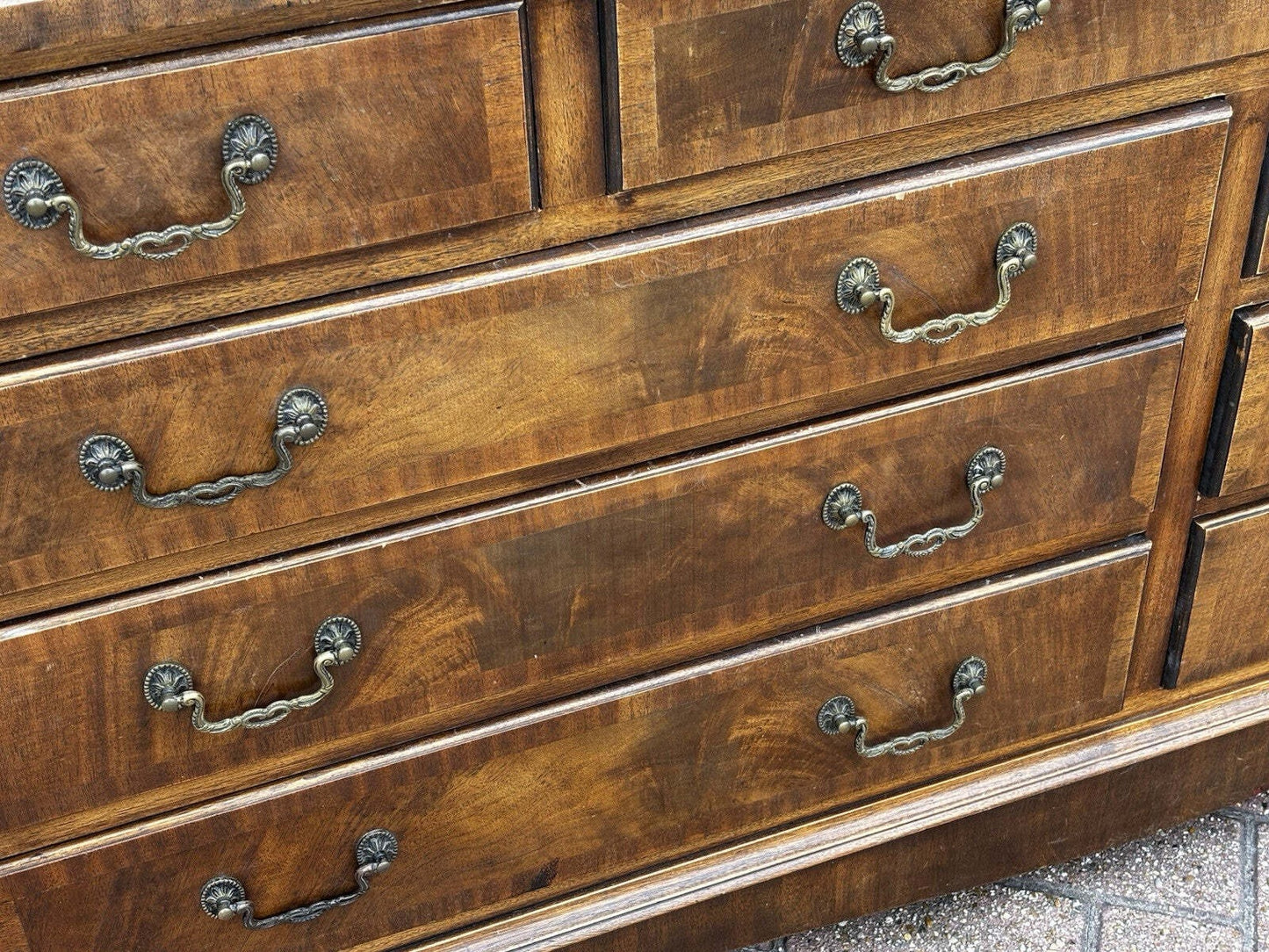 Large Vintage Chest Of Drawers. 9 Drawers, Lots Of Storage, Nice Proportions