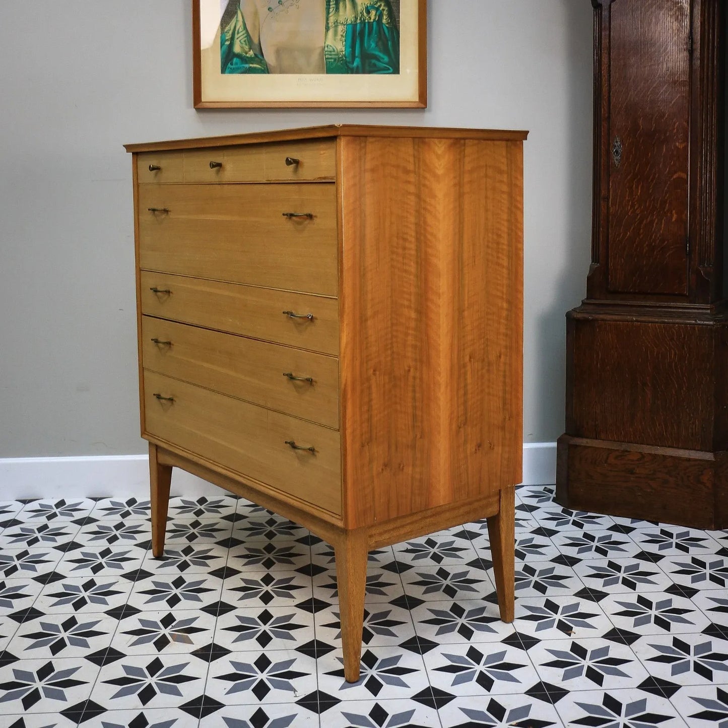 Alfred Cox Walnut Tallboy Chest of Drawers Five Drawers and Tapered Legs 1950s Heals
