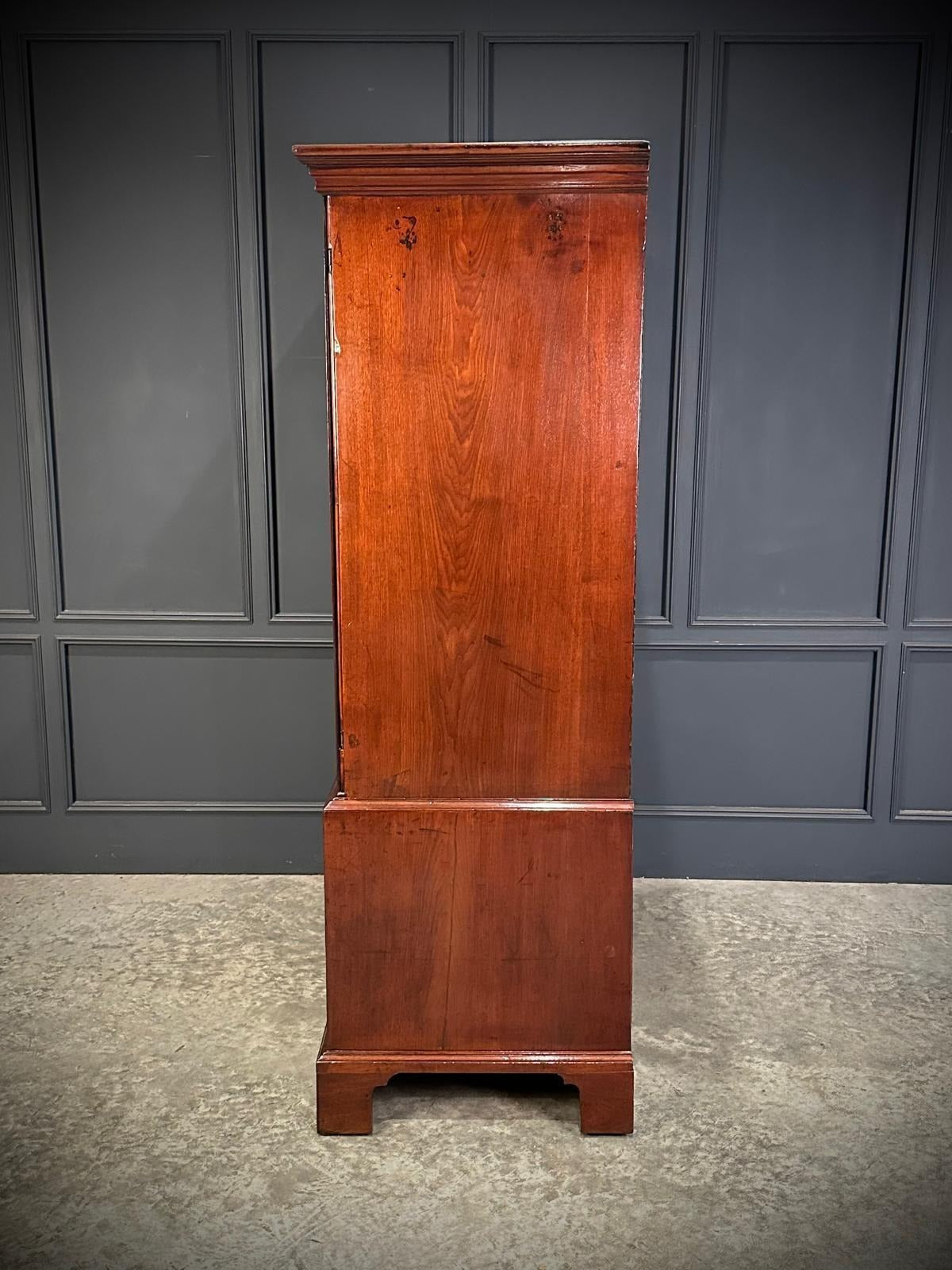 Georgian Mahogany Vintage Gentlemans Wardrobe