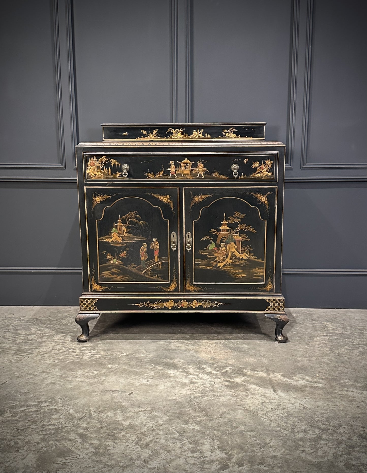 Vintage Chinoiserie Black Lacquered Japanned Sideboard