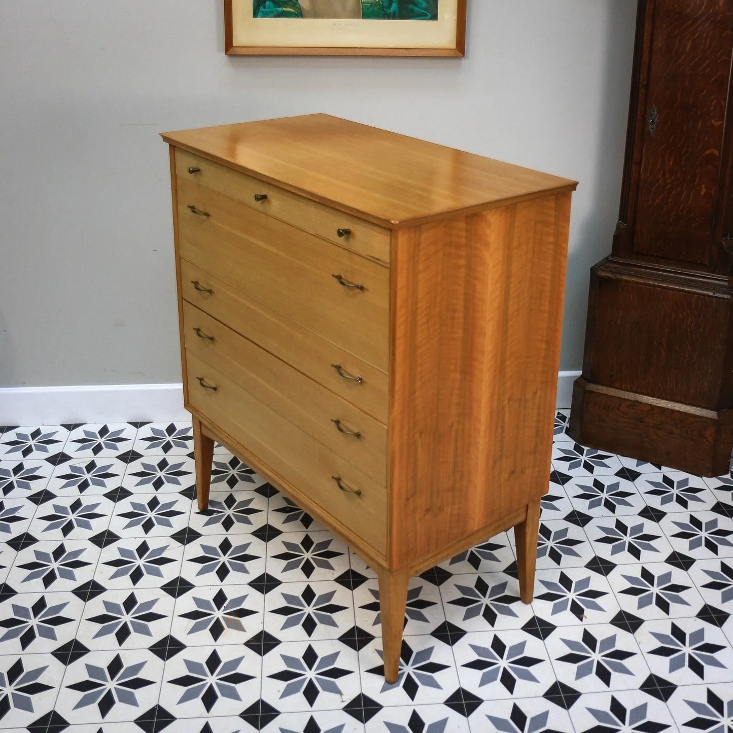 Alfred Cox Walnut Tallboy Chest of Drawers Five Drawers and Tapered Legs 1950s Heals