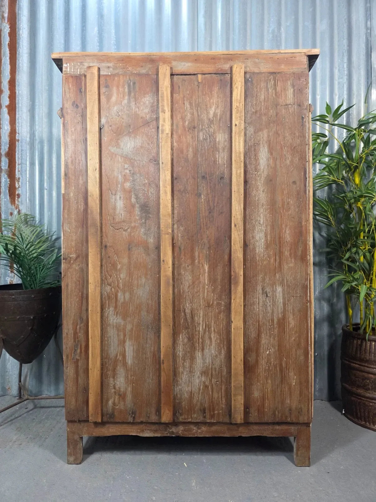 Vintage Bathroom Drinks Display Cabinet