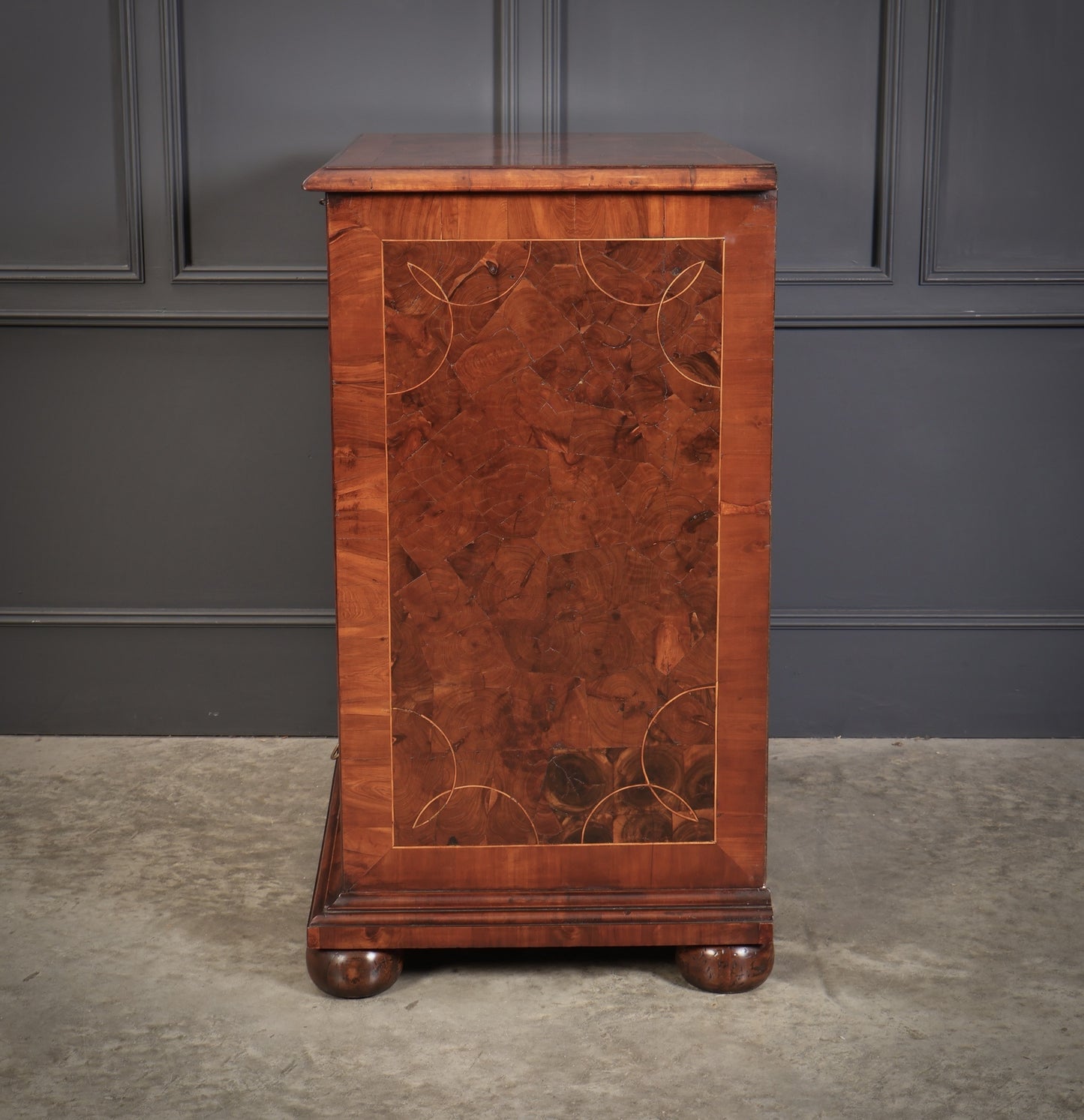 William & Mary Oyster Veneered Art Deco Chest Of Drawers