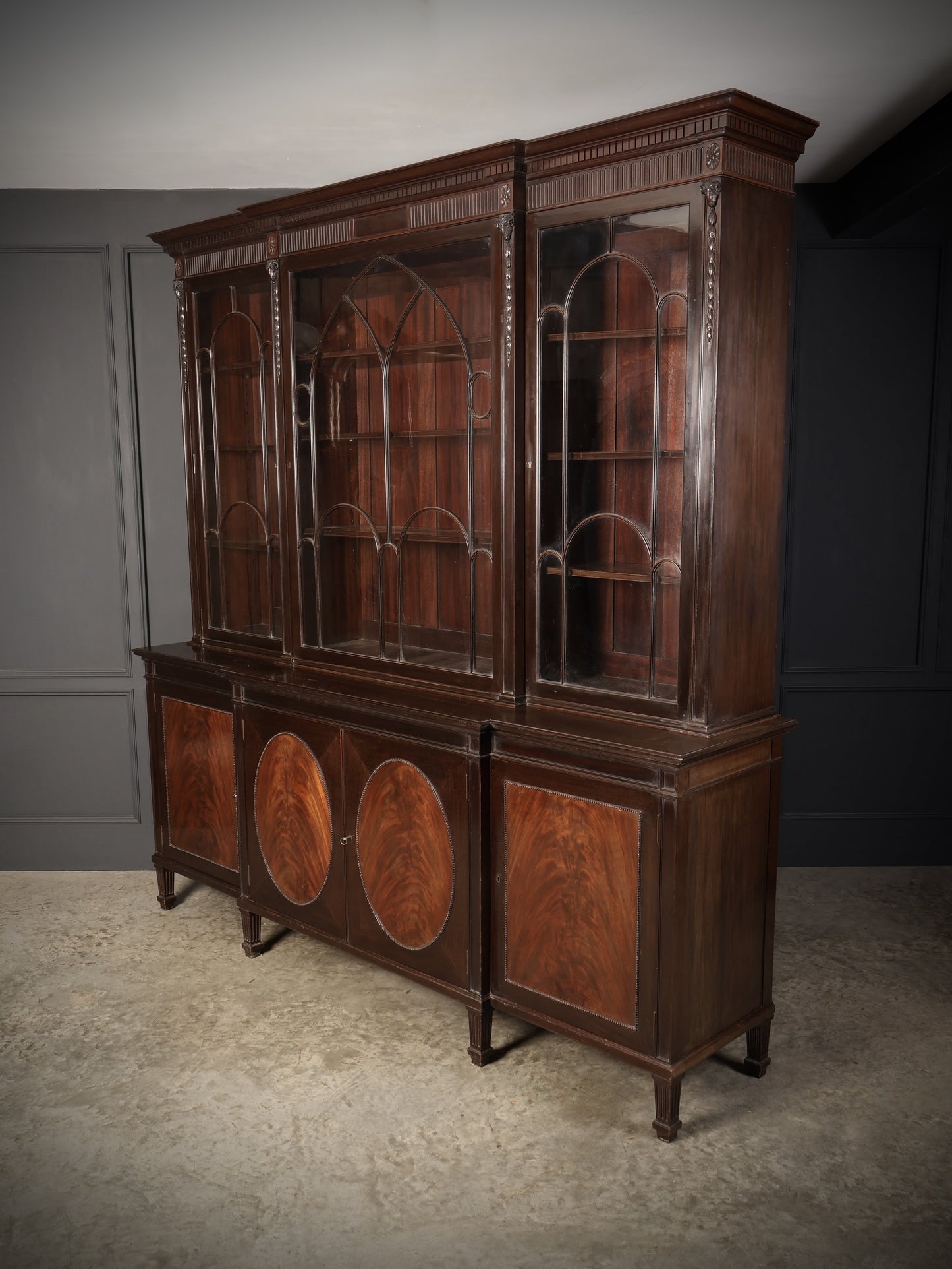 Large Mahogany Breakfront Glazed Bookcase Display Cabinet