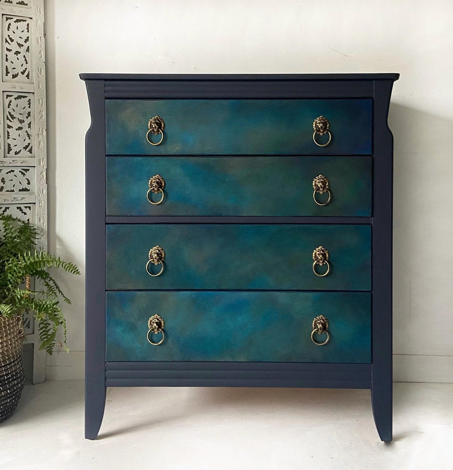 Vintage chest of drawers, hand painted. Example of commission available