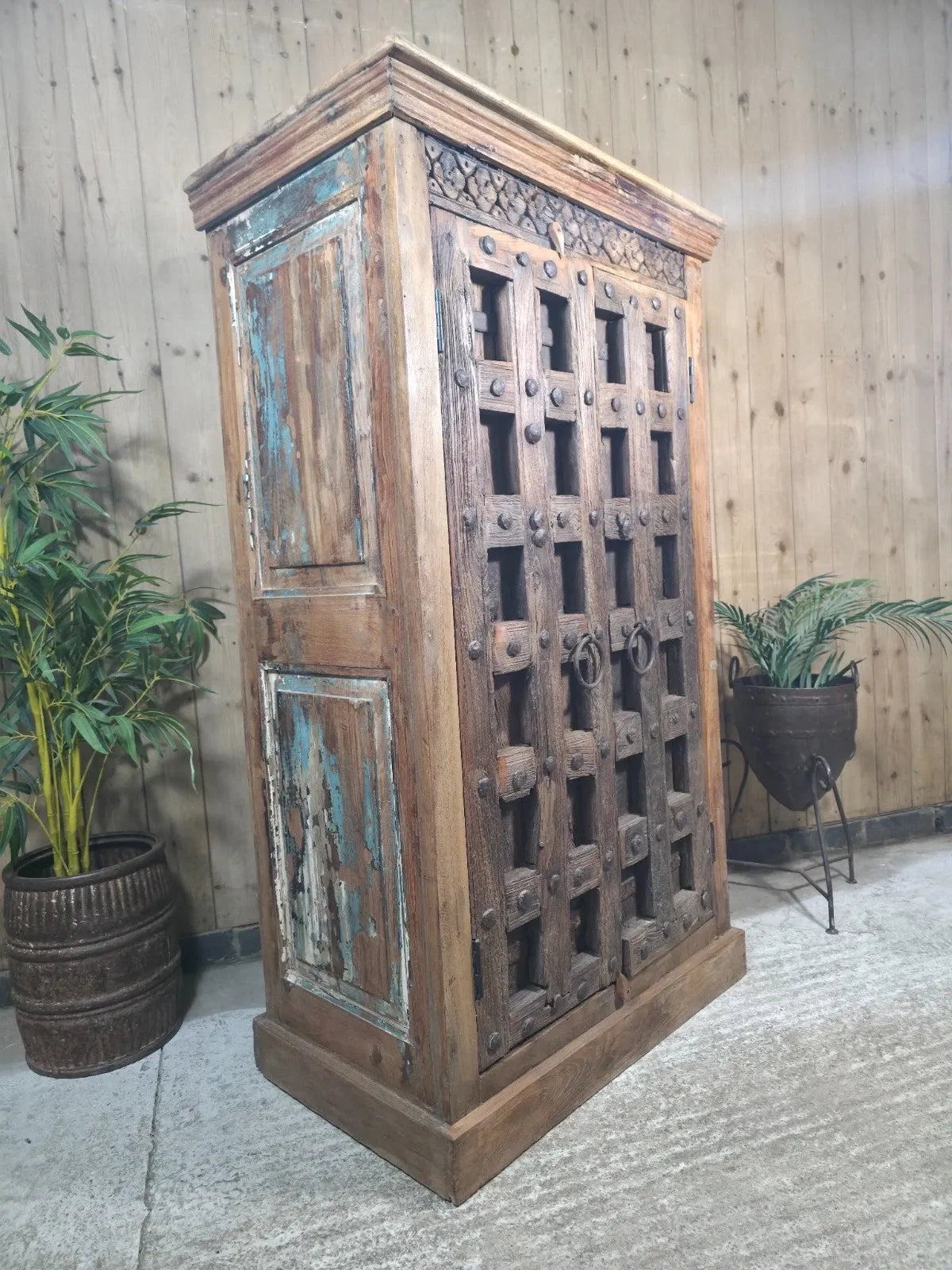 Vintage Rustic Wooden Free Standing Cupboard Drinks Cabinet