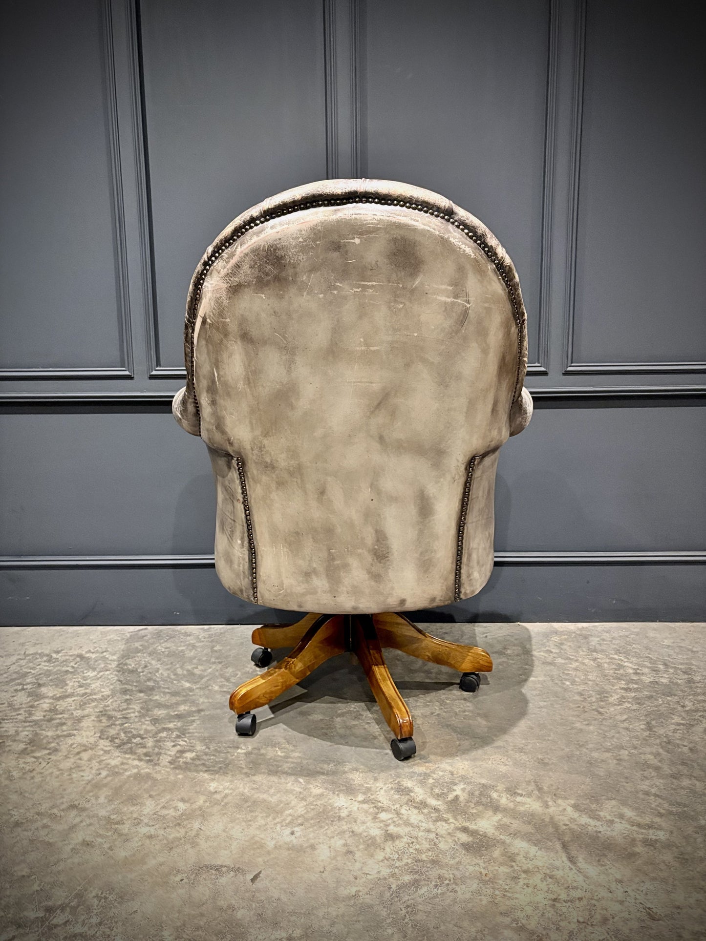 Buttoned Leather Antique Swivel Desk Chair