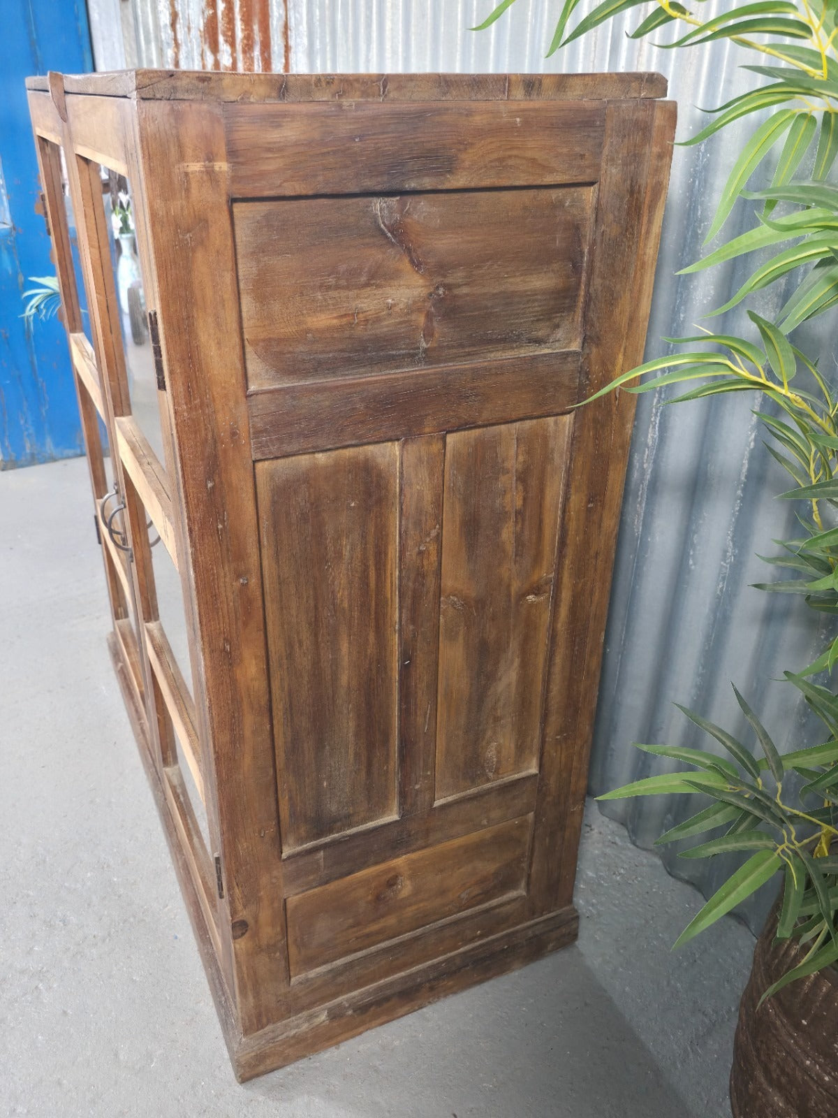 Vintage Reclaimed Indian Freestanding Kitchen Bathroom Drinks Display Cabinet