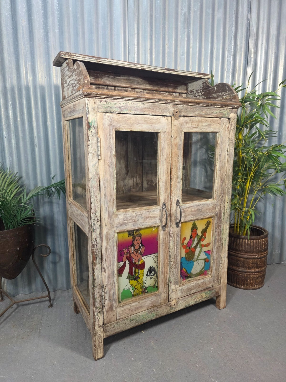 Vintage Bathroom Drinks Display Cabinet