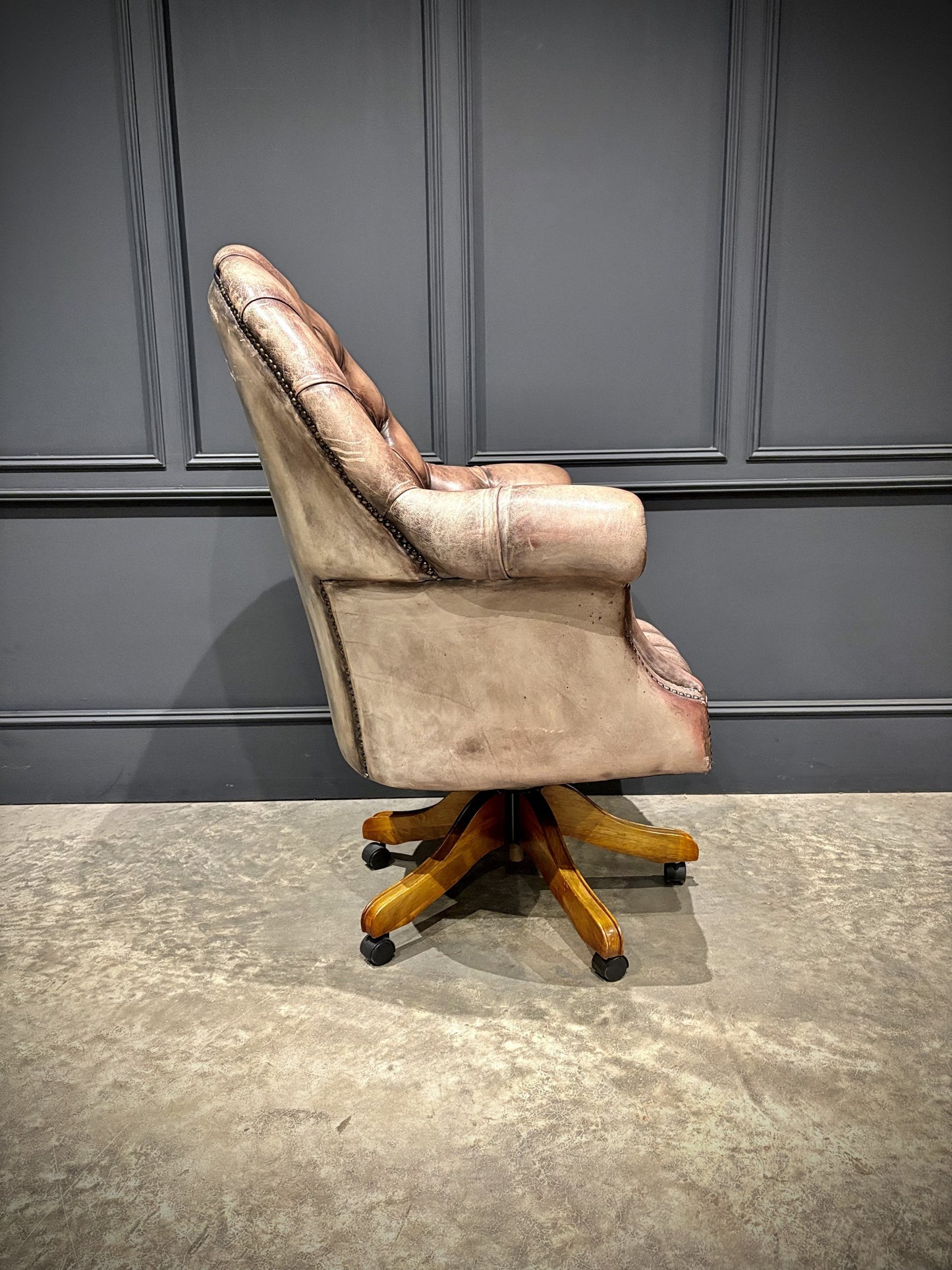 Buttoned Leather Antique Swivel Desk Chair