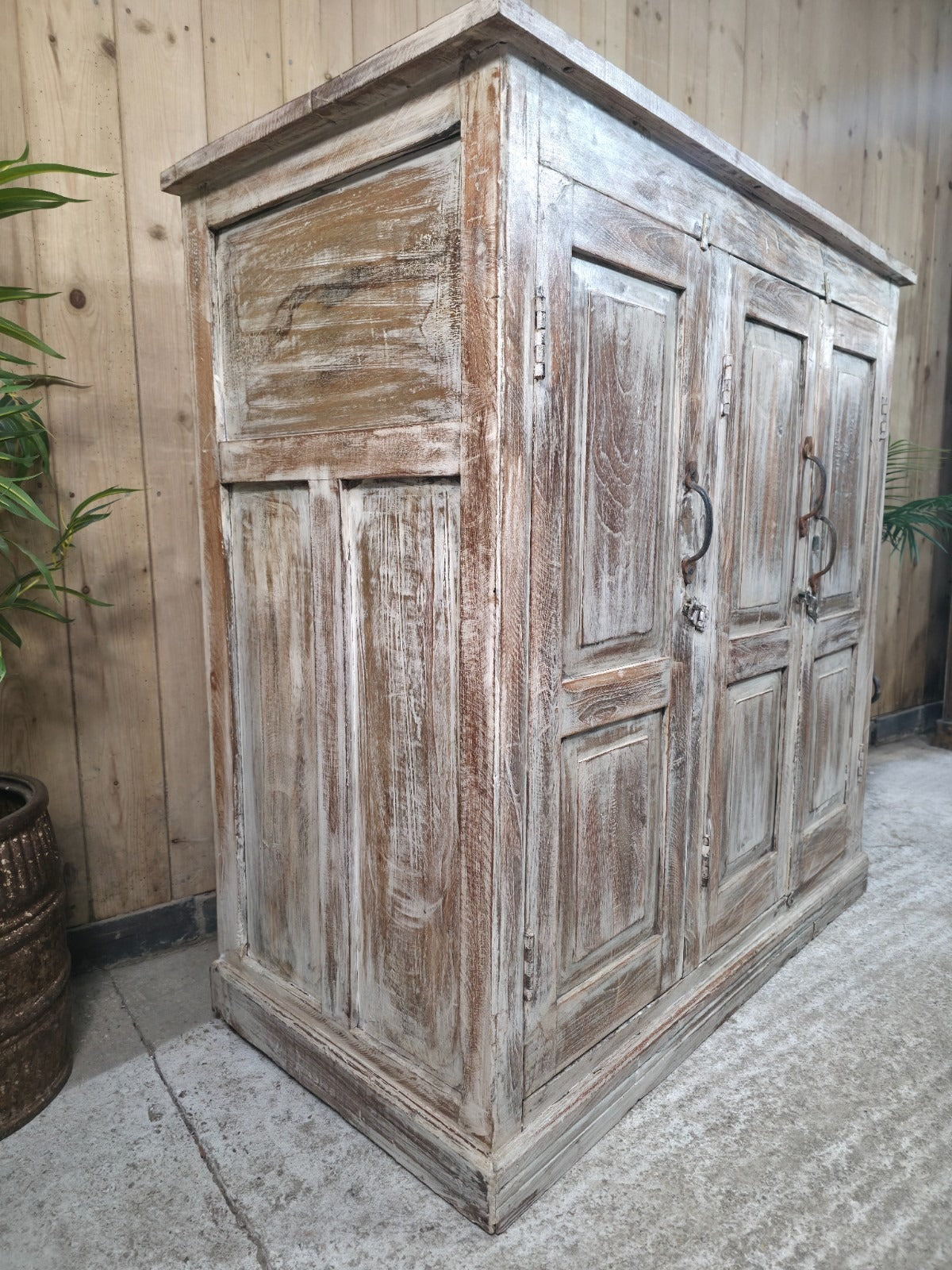 Vintage Wooden House Keepers Linen Cupboard Sideboard Tv Unit
