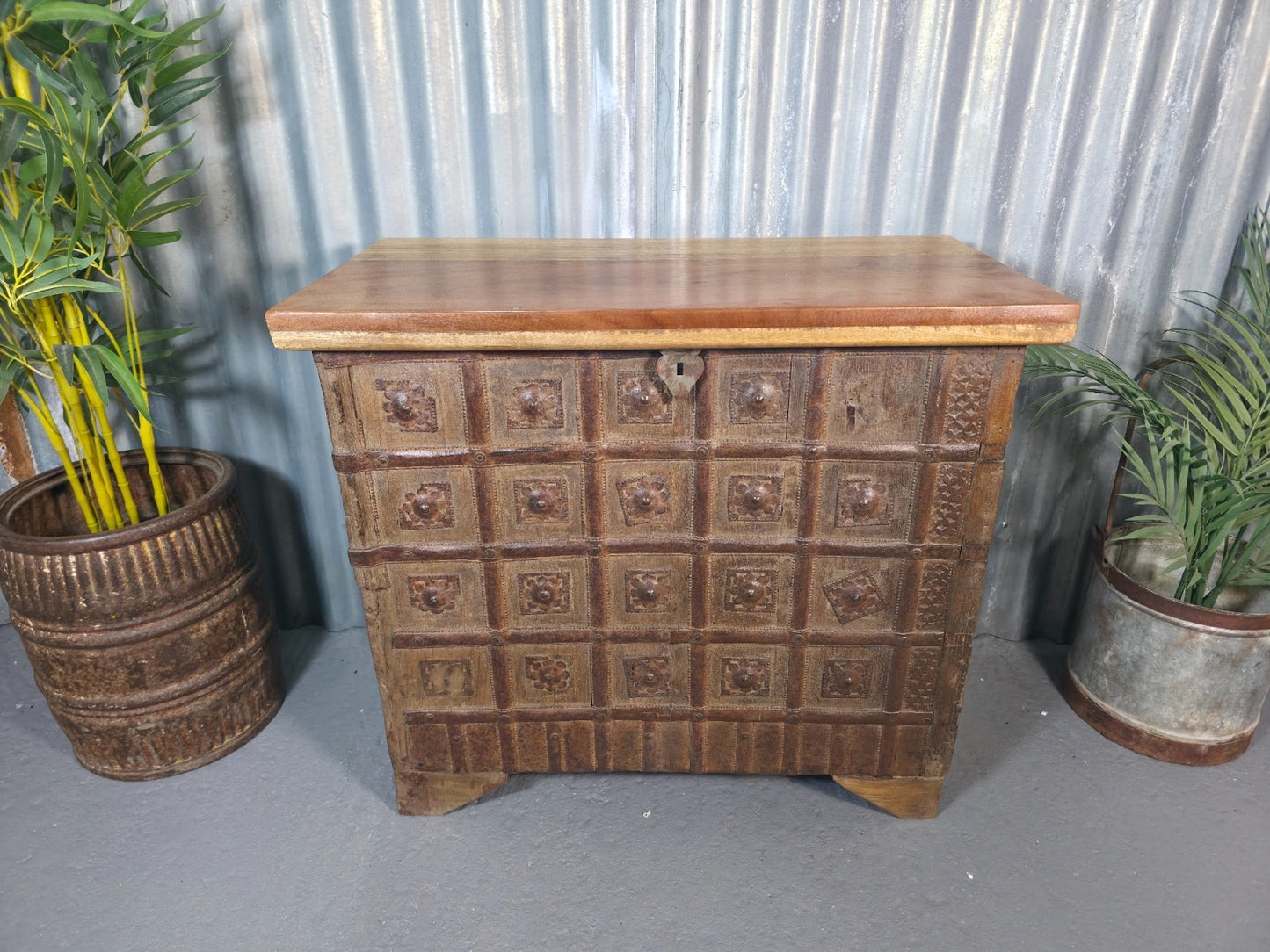 Vintage Reclaimed Rustic Indian Solid Wooden Dowry Chest Coffee Side Table Trunk