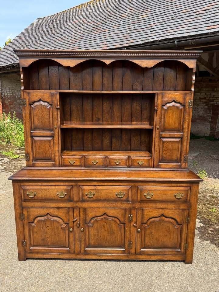 Large Antique Style Solid Oak Hand Made English Country Farmhouse Dresser