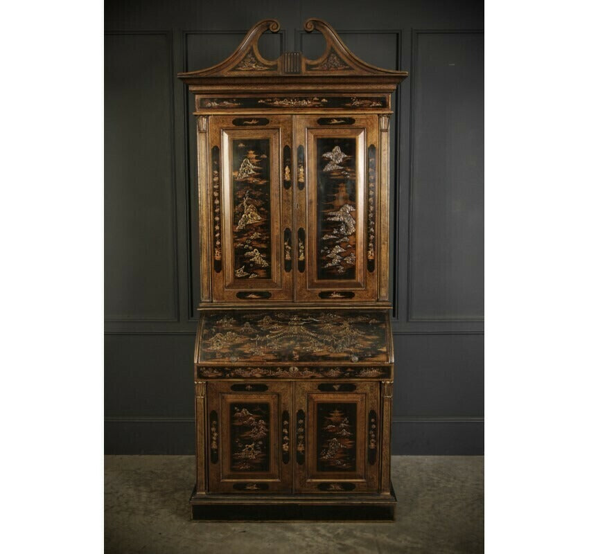 Magnificent Early 19th Century Chinoiserie Black Lacquered Bureau Bookcase