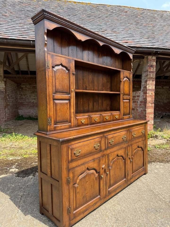 Large Antique Style Solid Oak Hand Made English Country Farmhouse Dresser