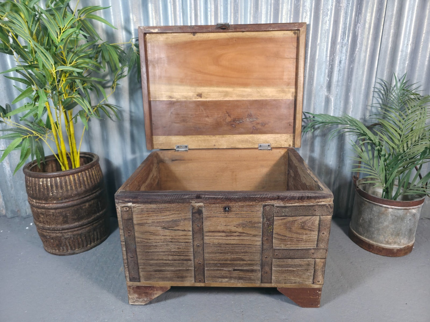 Vintage Rustic Indian Solid Wooden Dowry Chest Coffee Side Table Trunk
