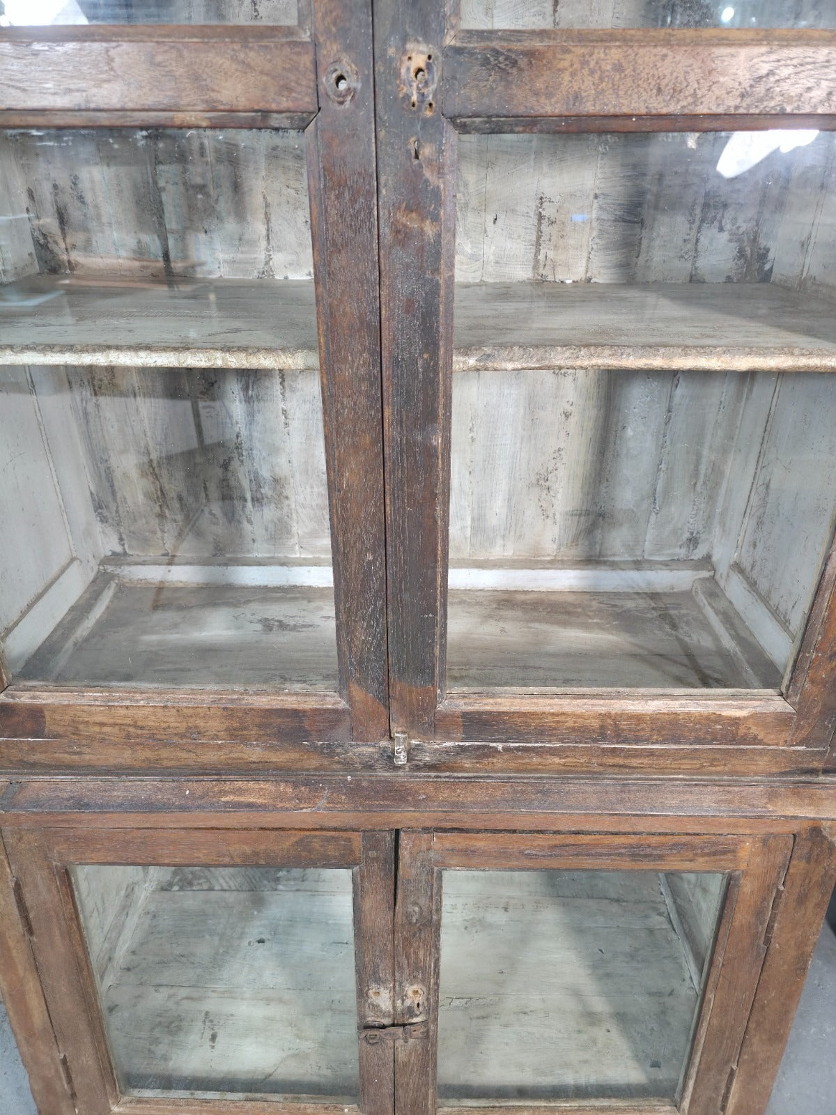 Vintage Glazed Colonial Wooden Kitchen Bathroom Drinks Display Cabinet