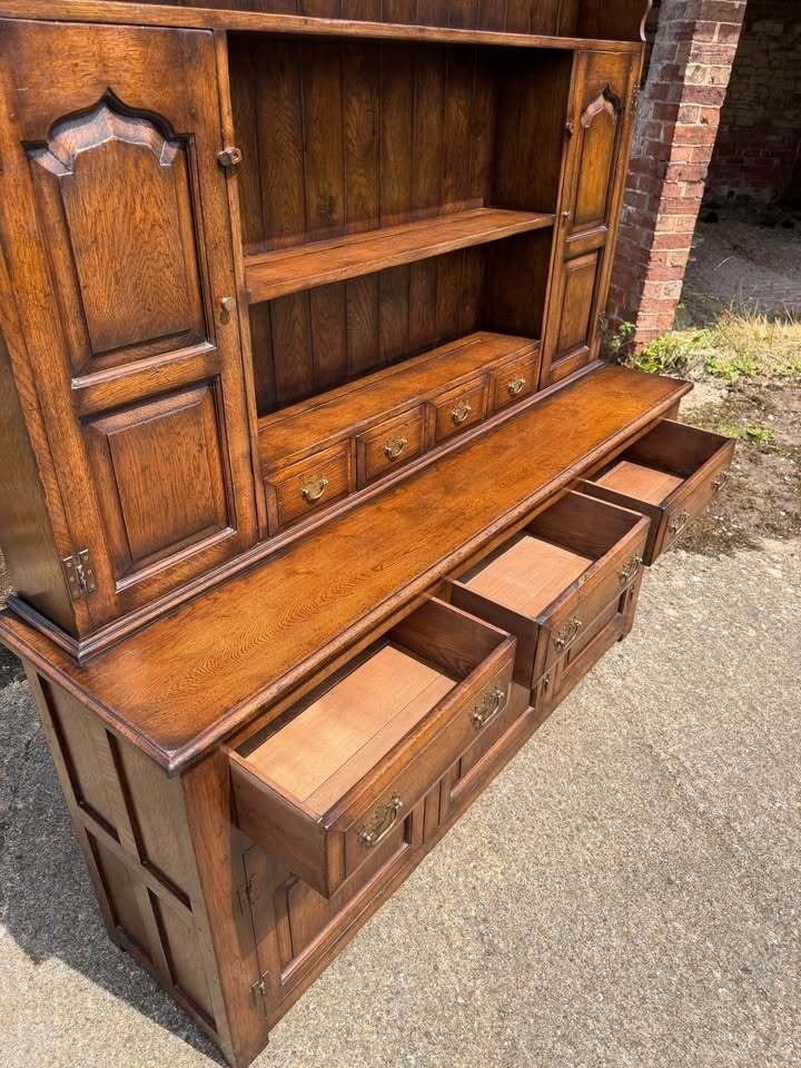 Large Antique Style Solid Oak Hand Made English Country Farmhouse Dresser
