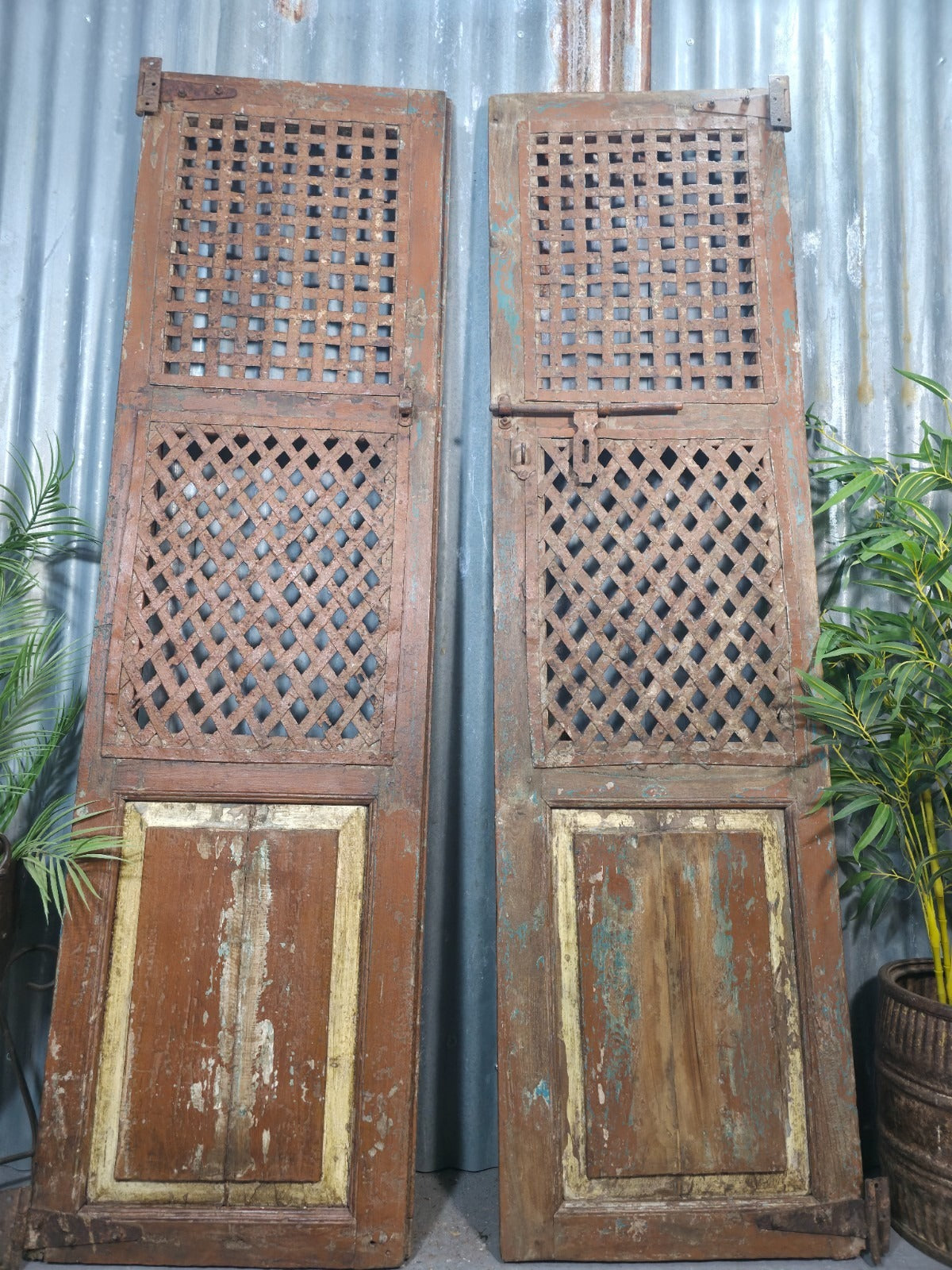 Pair Vintage Rustic Indian Wooden Iron Doors Garden Gates Room Divider Screen