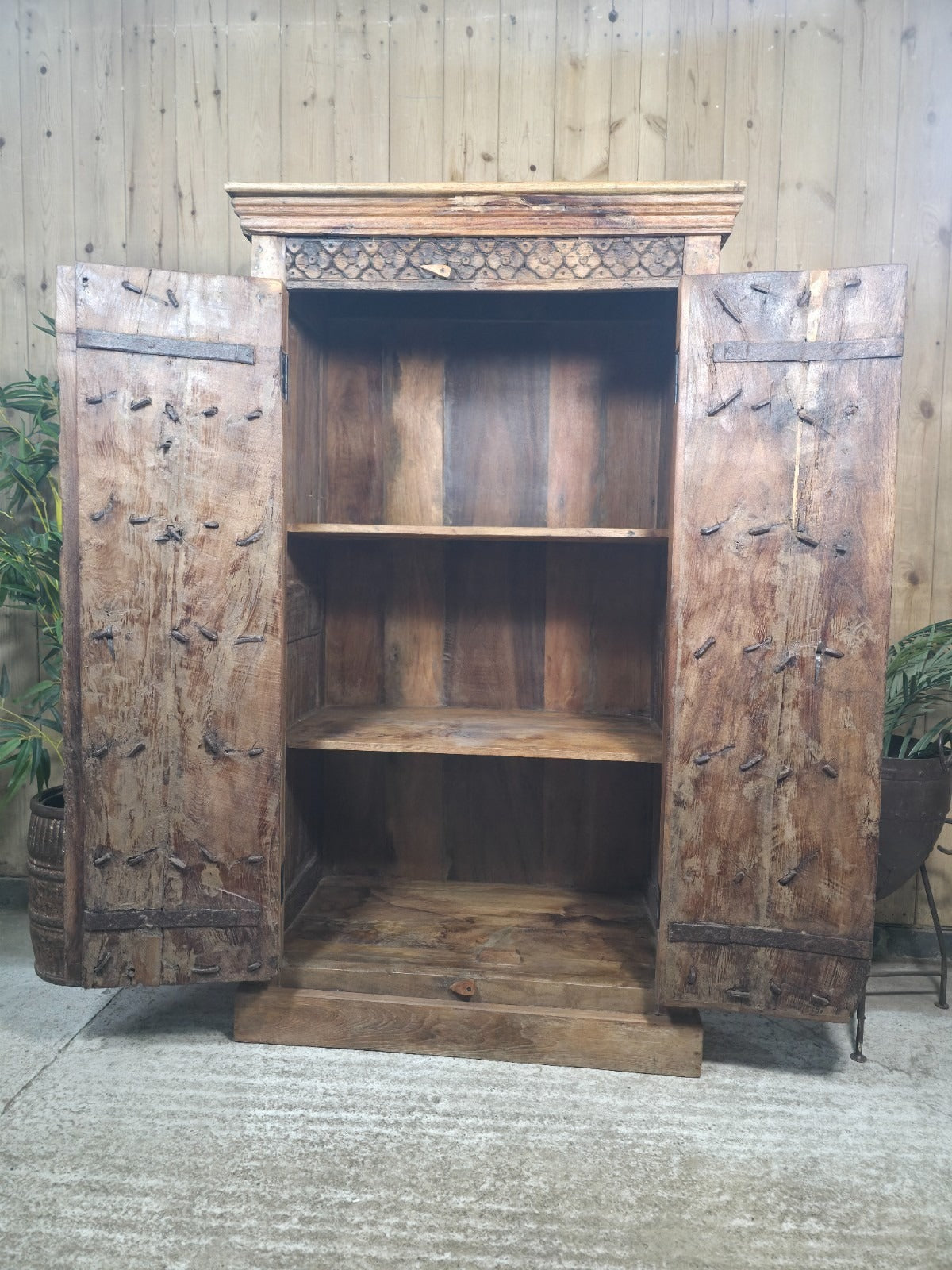 Vintage Rustic Wooden Free Standing Cupboard Drinks Cabinet