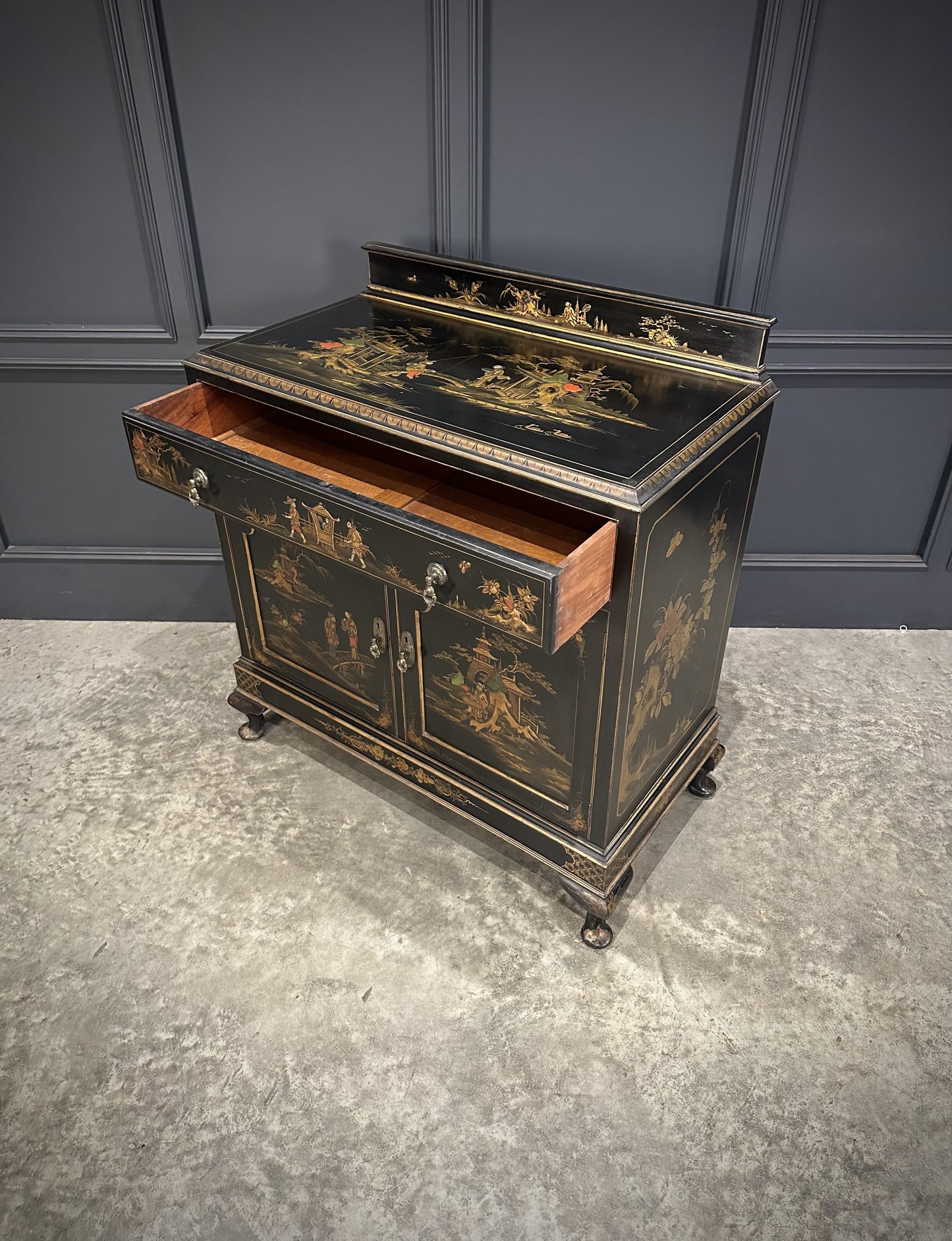 Vintage Chinoiserie Black Lacquered Japanned Sideboard
