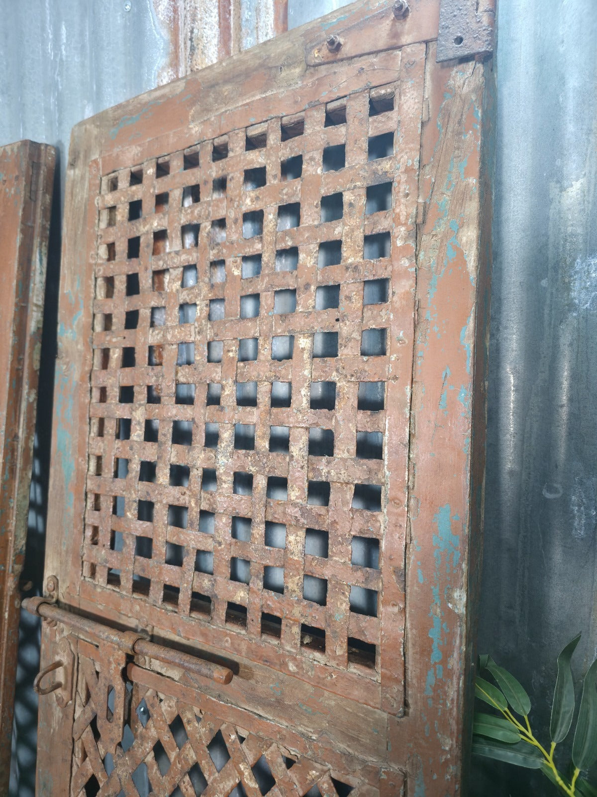 Pair Vintage Rustic Indian Wooden Iron Doors Garden Gates Room Divider Screen