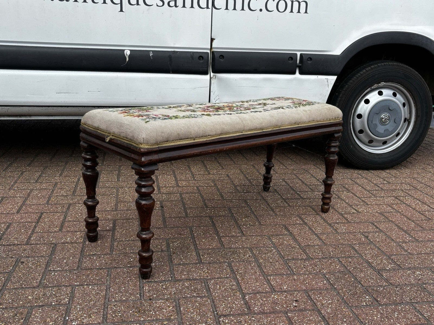 Vintage Georgian Mahogany Long Window Seat With Tapestry Upholstery.