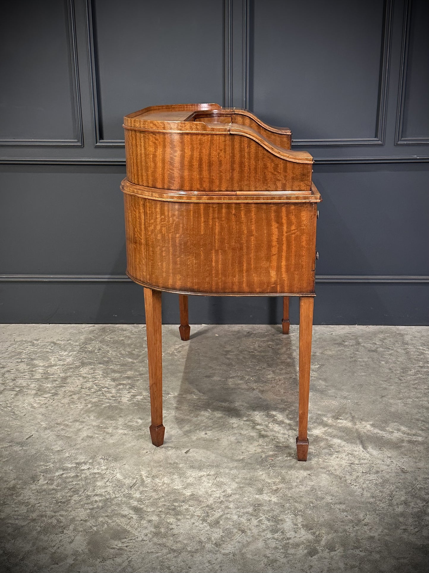 Inlaid Mahogany Carlton House Vintage Desk