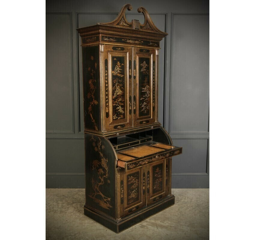 Magnificent Early 19th Century Chinoiserie Black Lacquered Bureau Bookcase