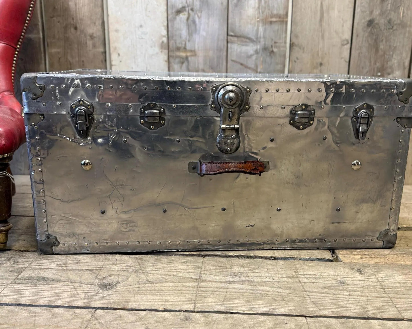 Aluminum Aviation Trunk Polished Vintage Industrial Storage Trunk Metal industrial Travel Case English Luggage