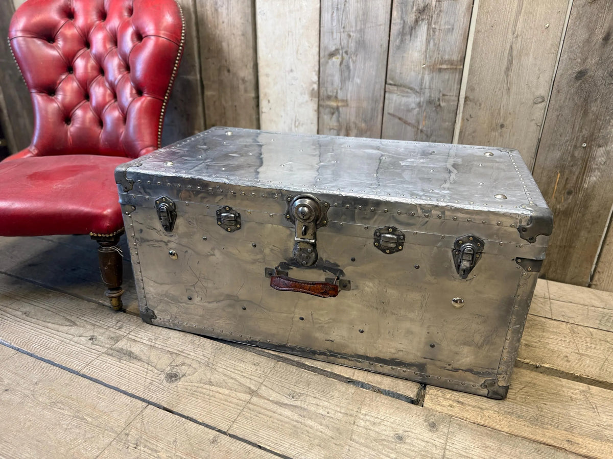Aluminum Aviation Trunk Polished Vintage Industrial Storage Trunk Metal industrial Travel Case English Luggage