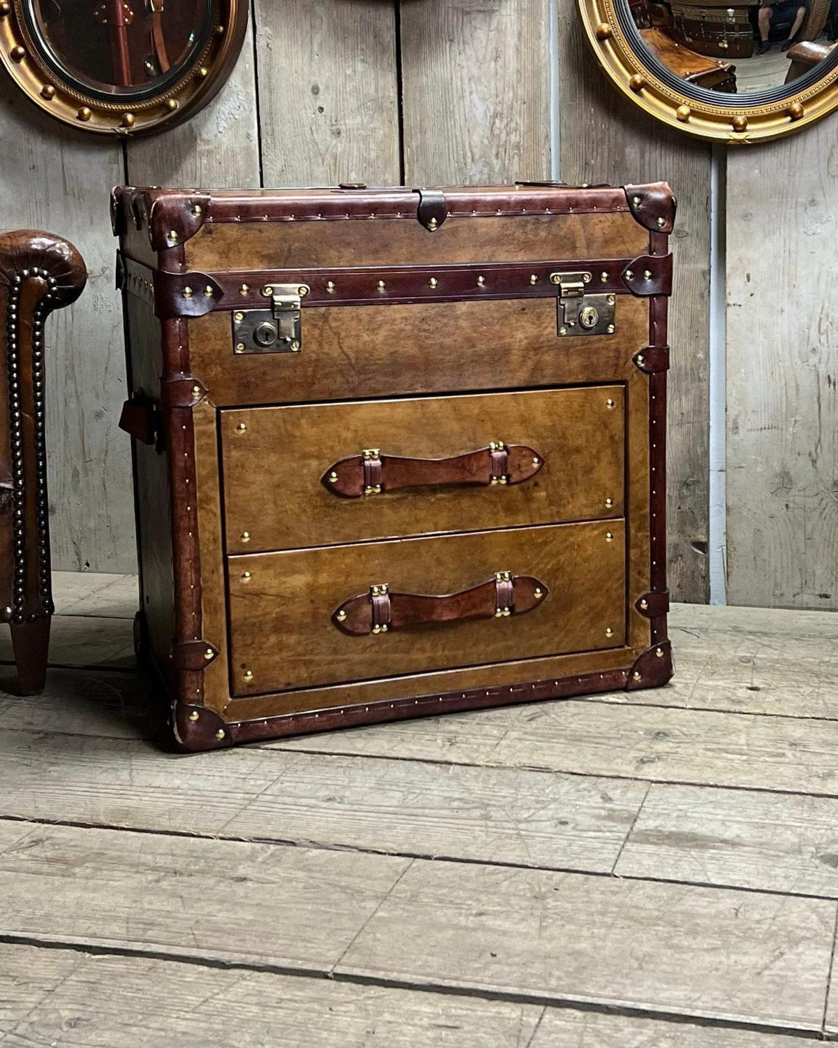 Leather Storage Trunk Table Campaign Chest Storage Solution Bedroom Nightstand Side Furniture Living Room Decor Accent Coffee Table Bespoke
