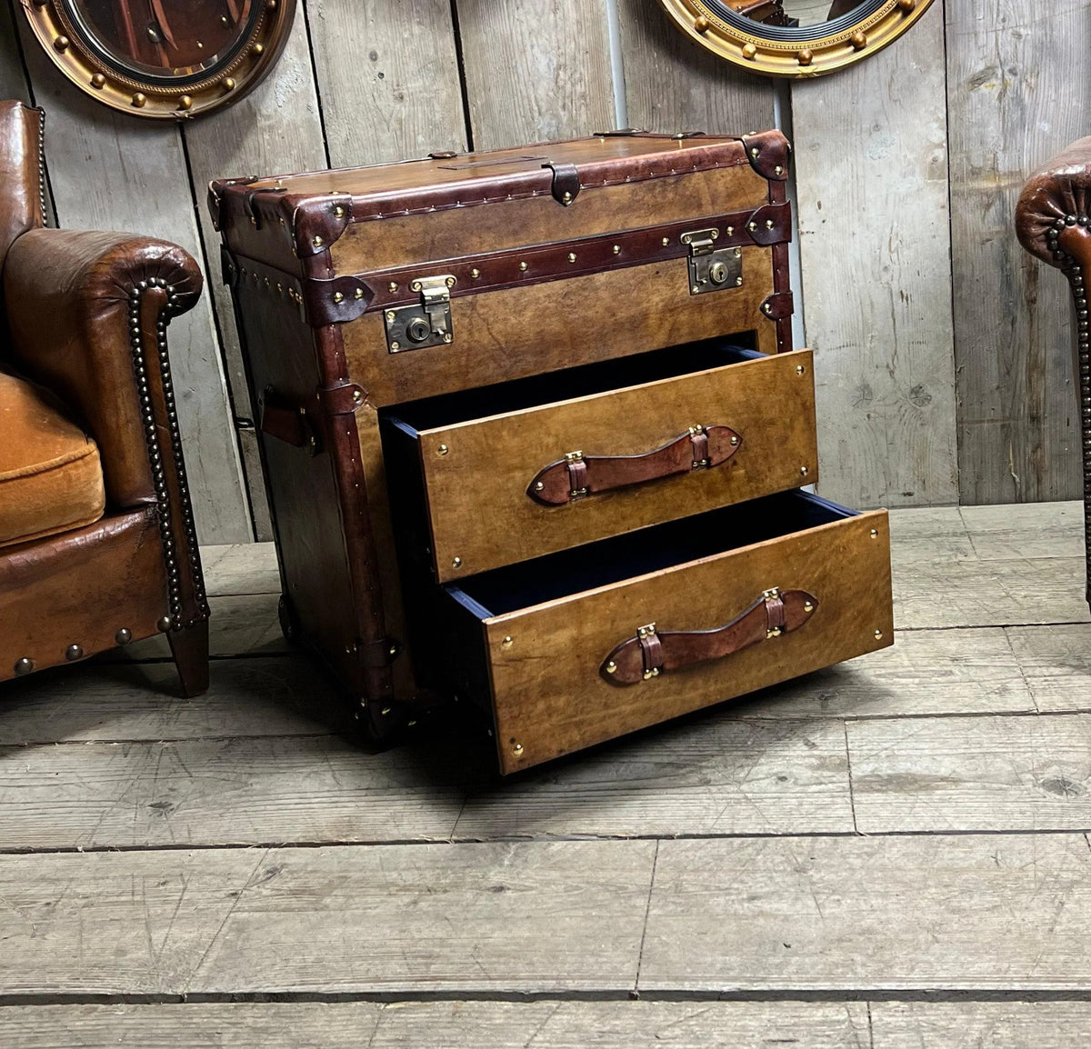 Leather Storage Trunk Table Campaign Chest Storage Solution Bedroom Nightstand Side Furniture Living Room Decor Accent Coffee Table Bespoke