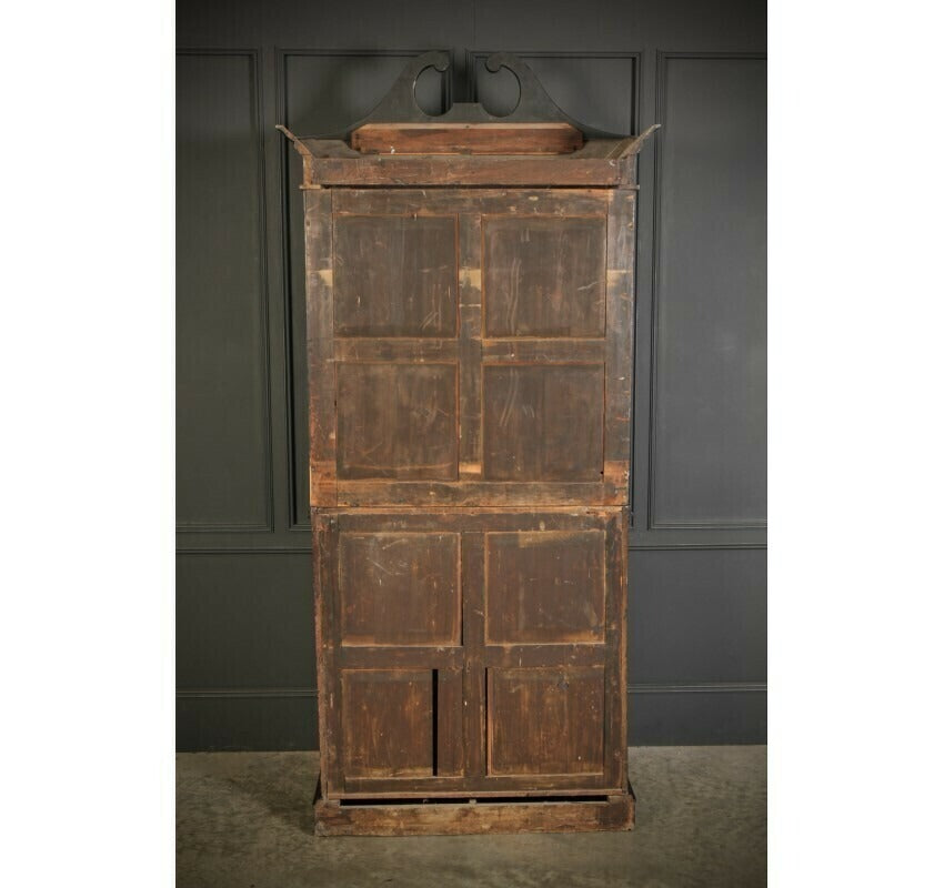 Magnificent Early 19th Century Chinoiserie Black Lacquered Bureau Bookcase