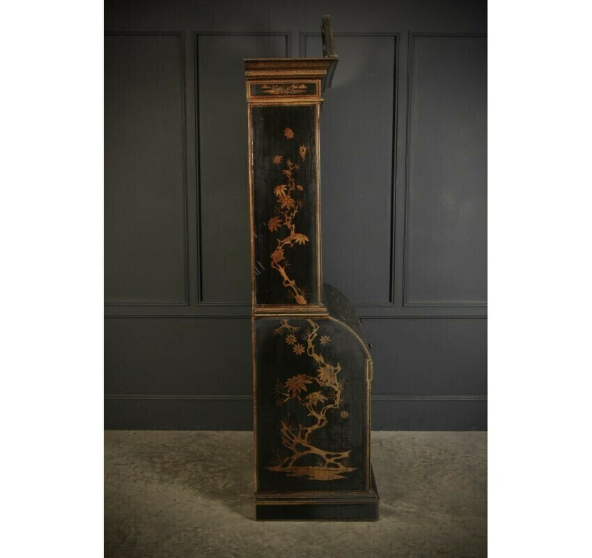 Magnificent Early 19th Century Chinoiserie Black Lacquered Bureau Bookcase