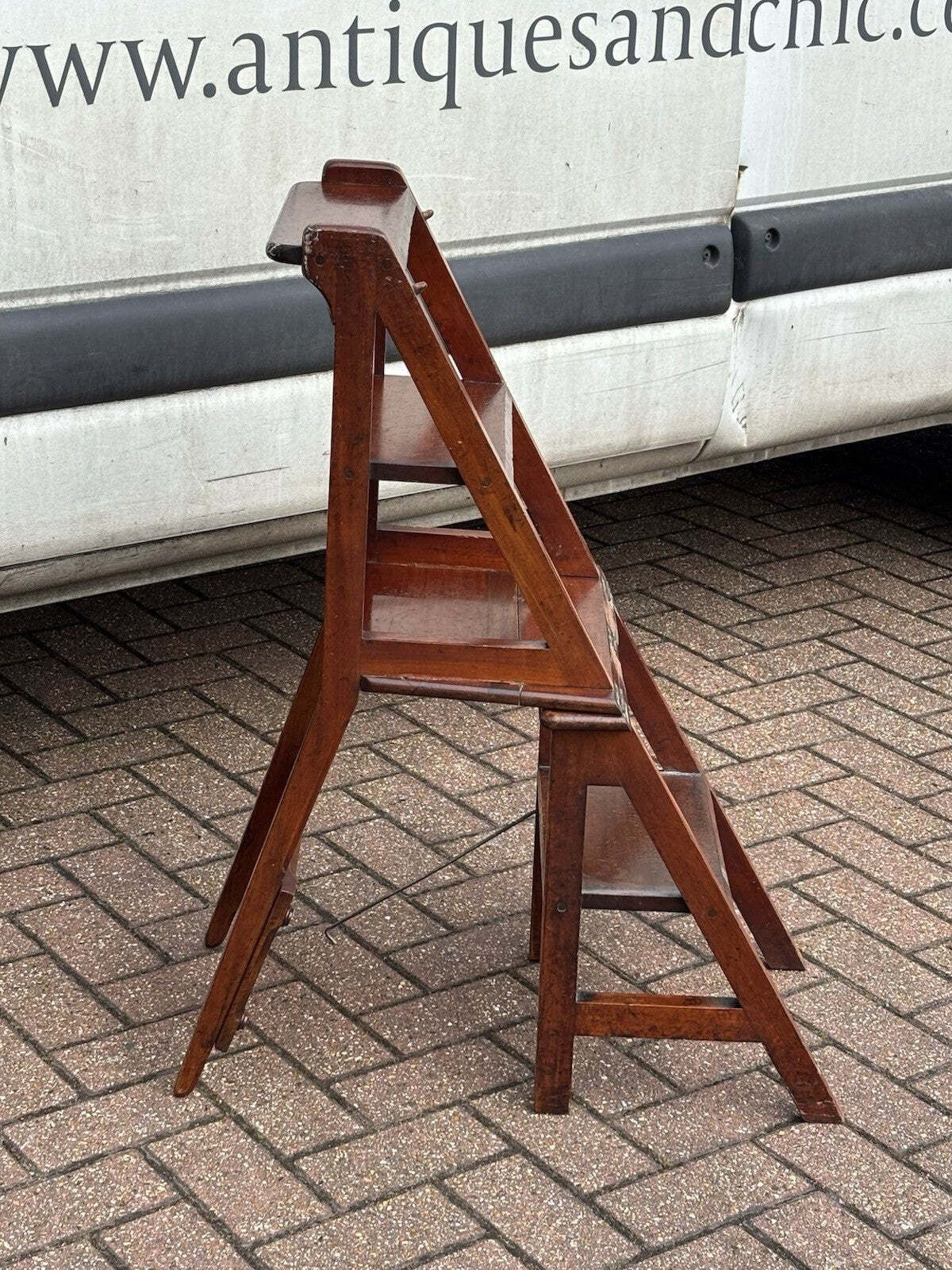 Victorian Vintage Metamorphic Mahogany Chair That Folds Over Into Library Steps