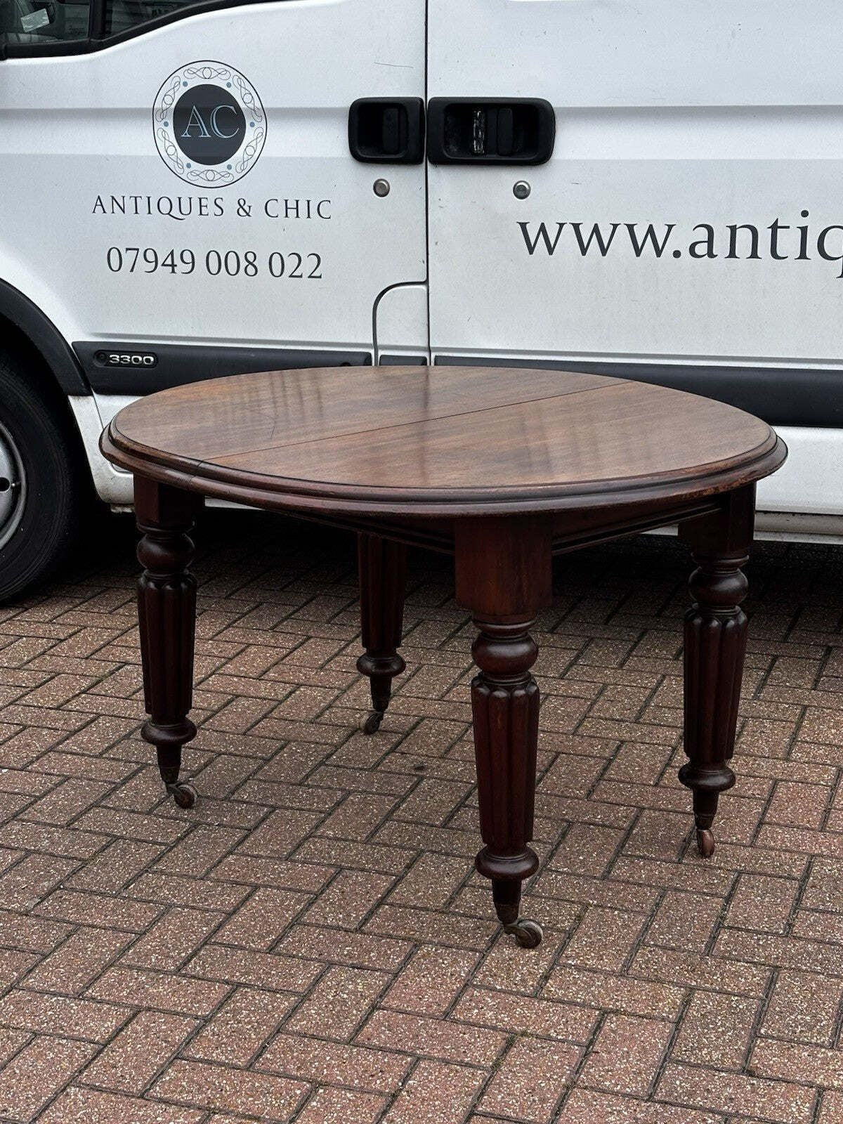 Vintage Victorian Extending Mahogany Dining Table & 4 Chairs