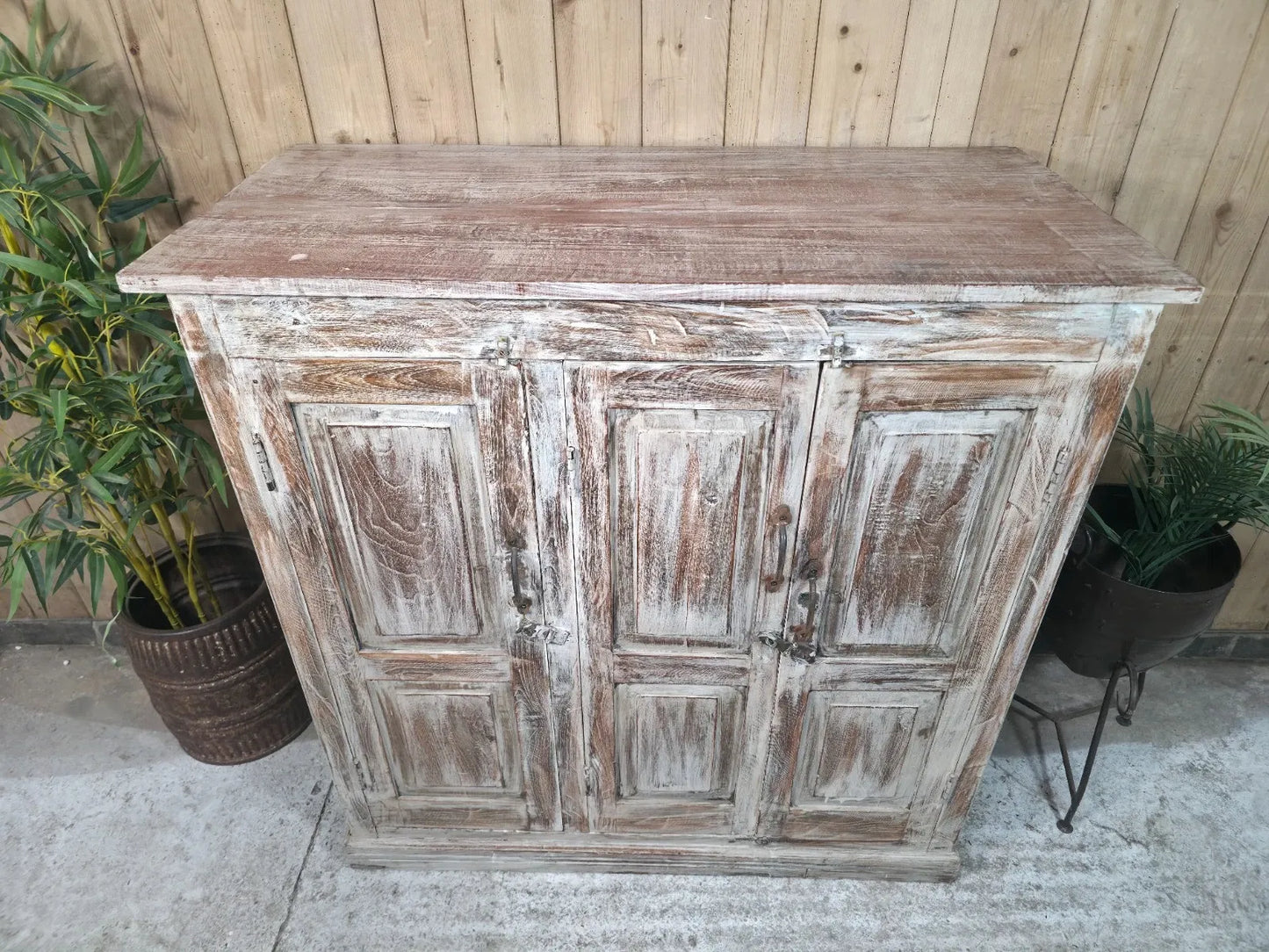 Vintage Wooden House Keepers Linen Cupboard Sideboard Tv Unit