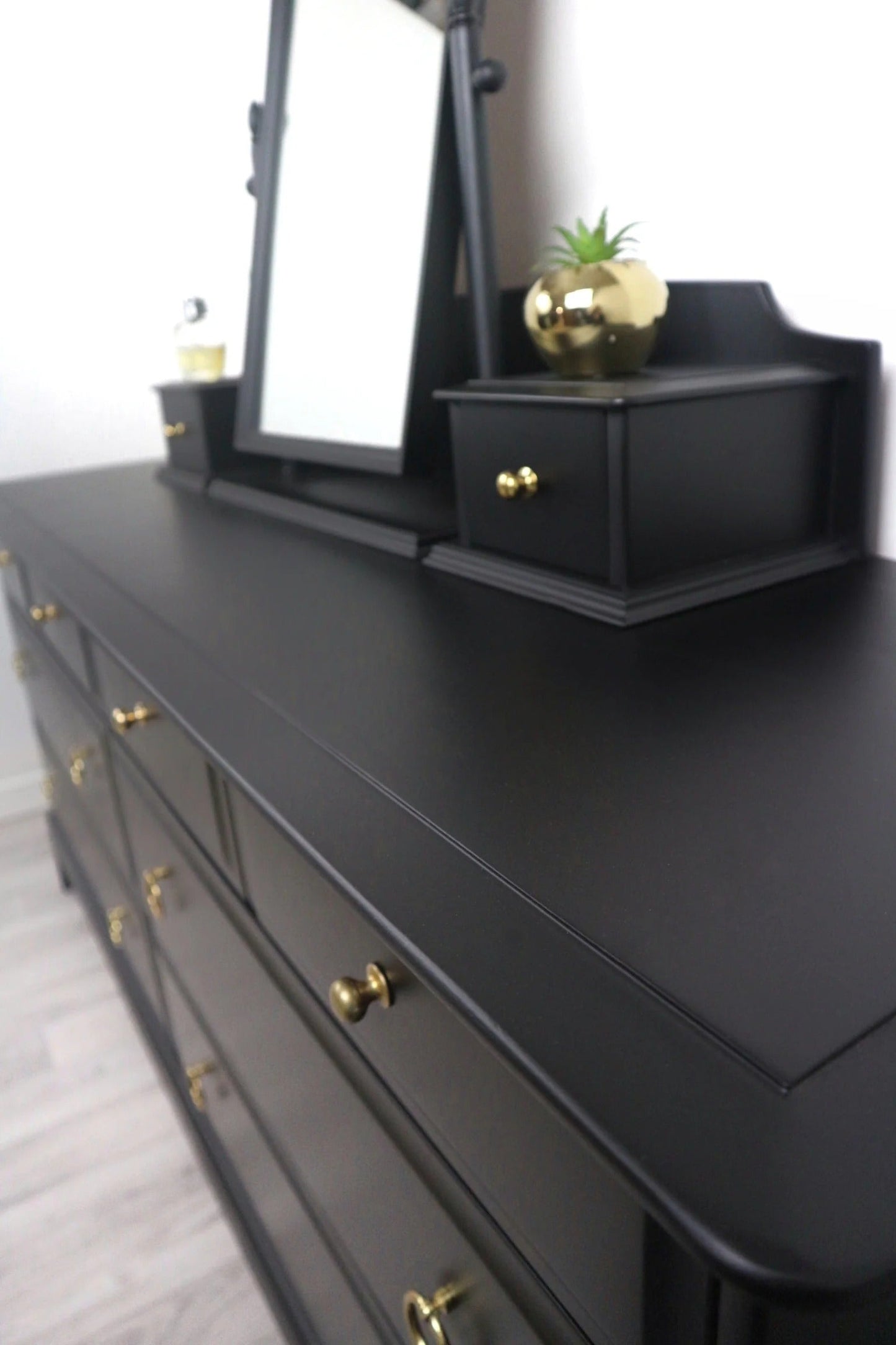 Stag Minstrel Captains Chest Matt Black, 8 Drawer Chest , Chest of Drawers with Mirror